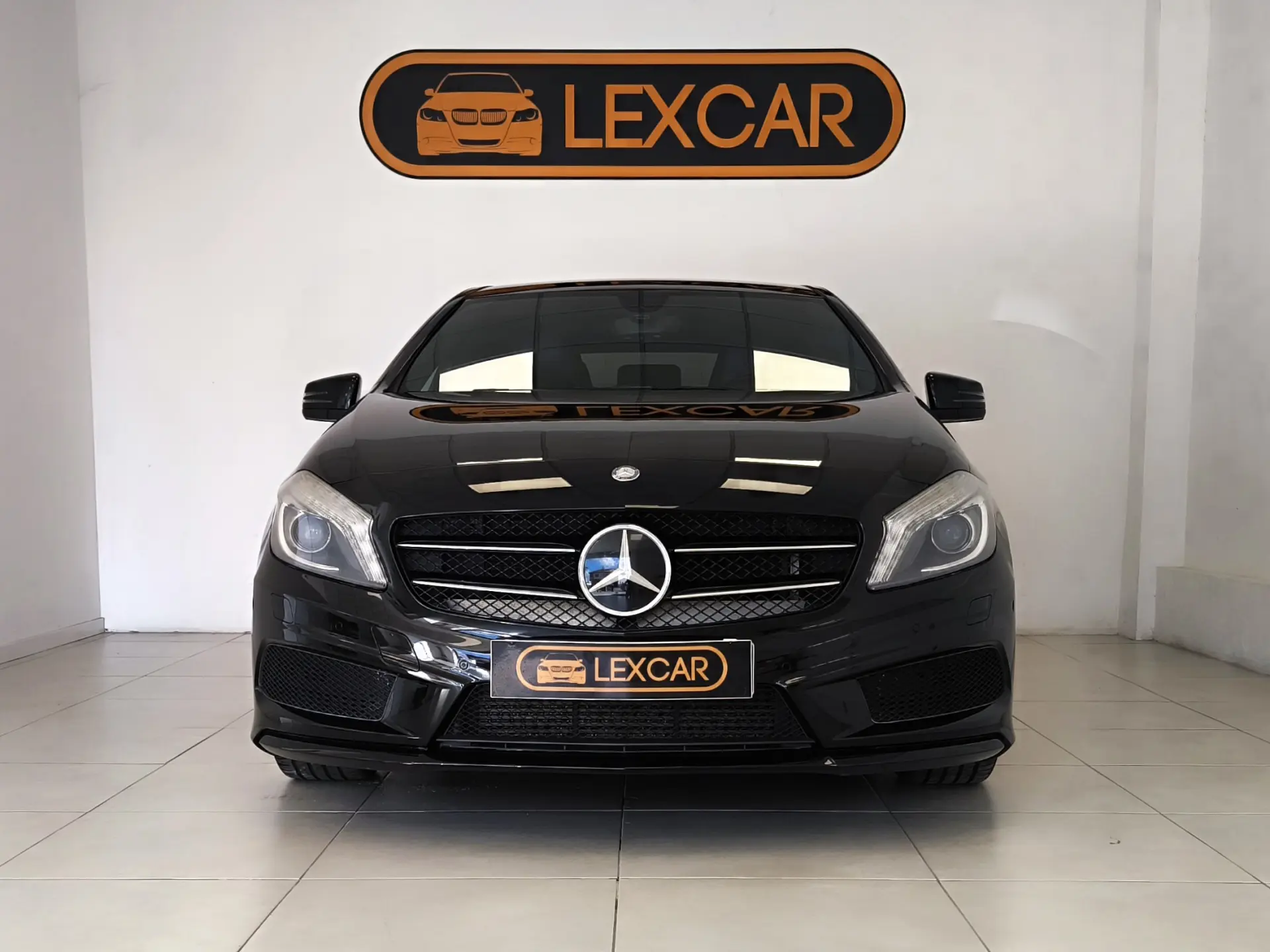 Mercedes-Benz A 180 (BlueEFFICIENCY) AMG Sport 15