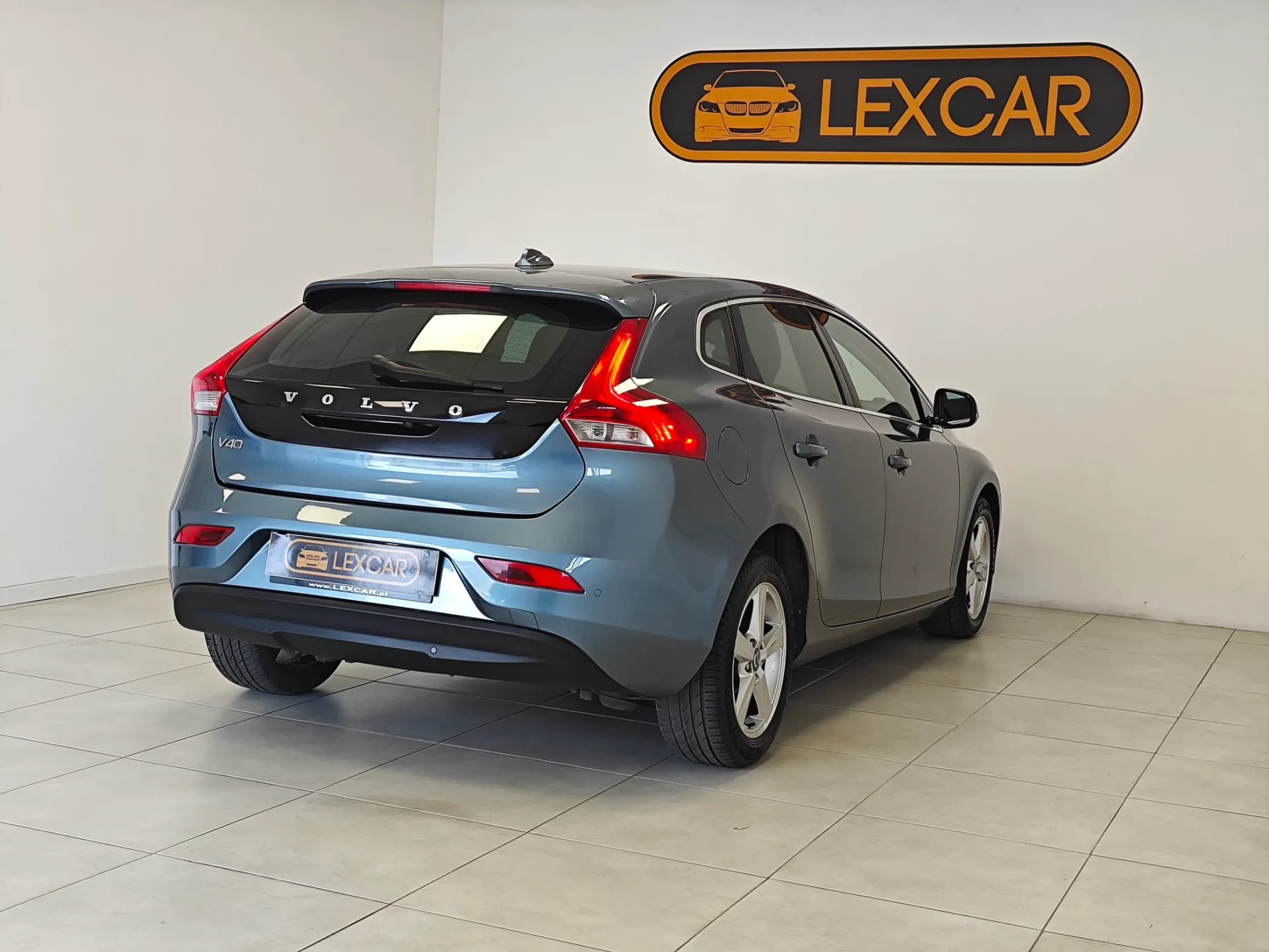 Volvo V40 1.6 D2 Momentum 53