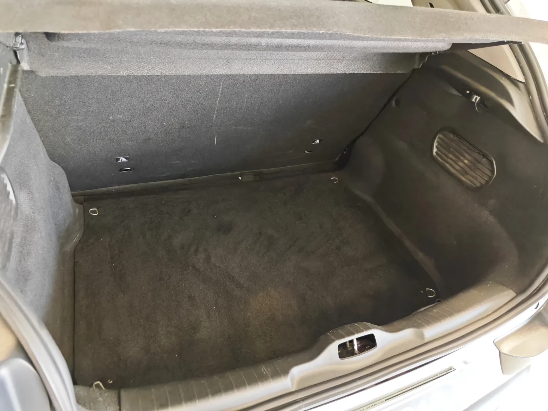 Citroën C4 Cactus 1.2 PureTech Shine 35