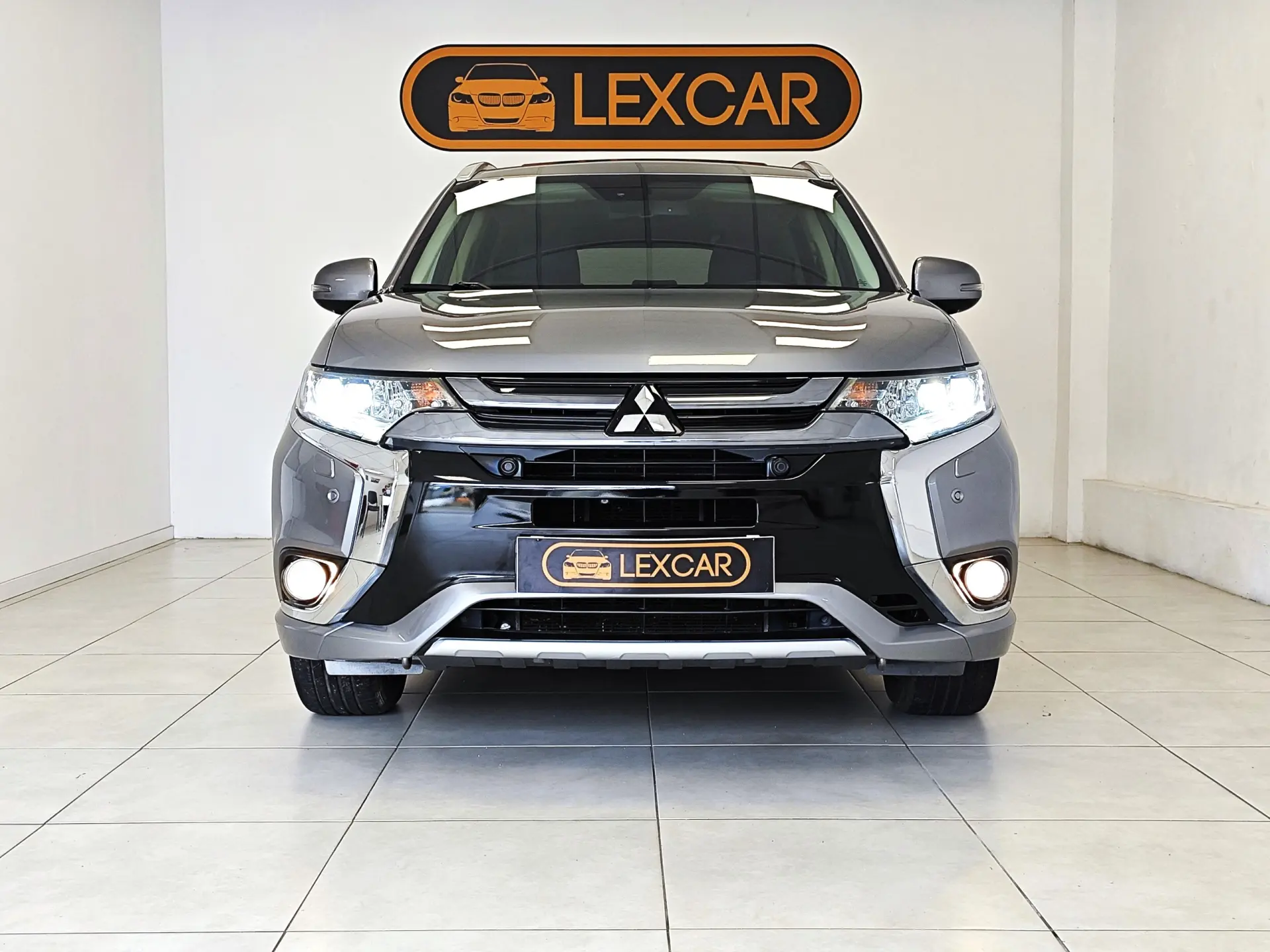 Mitsubishi Outlander 2.0 PHEV Instyle 3