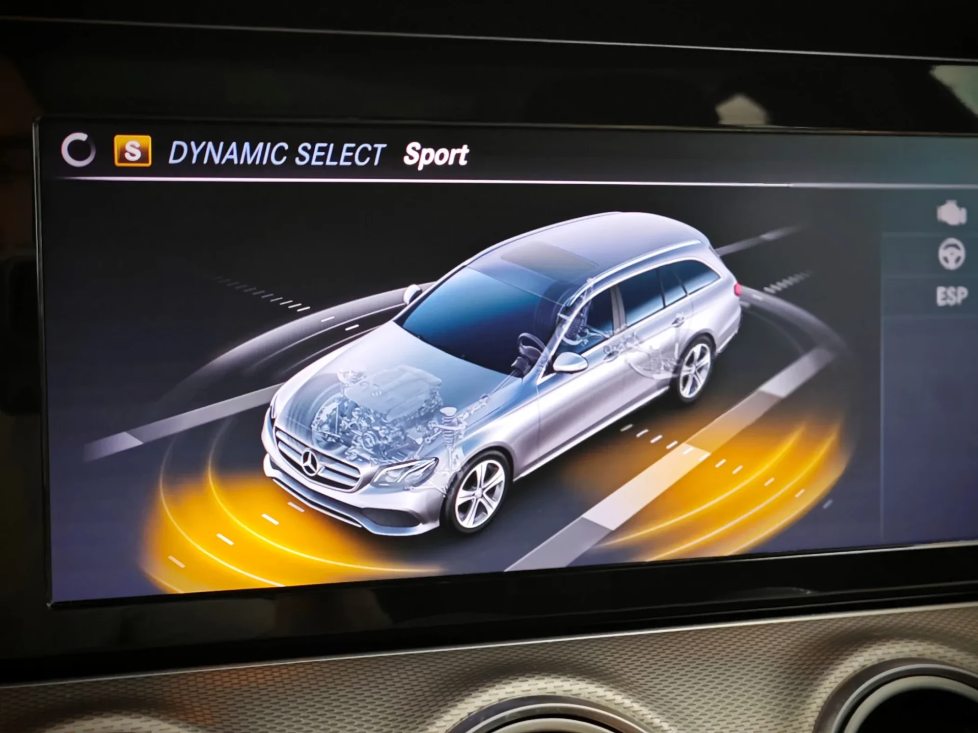 Mercedes-Benz E 220 49