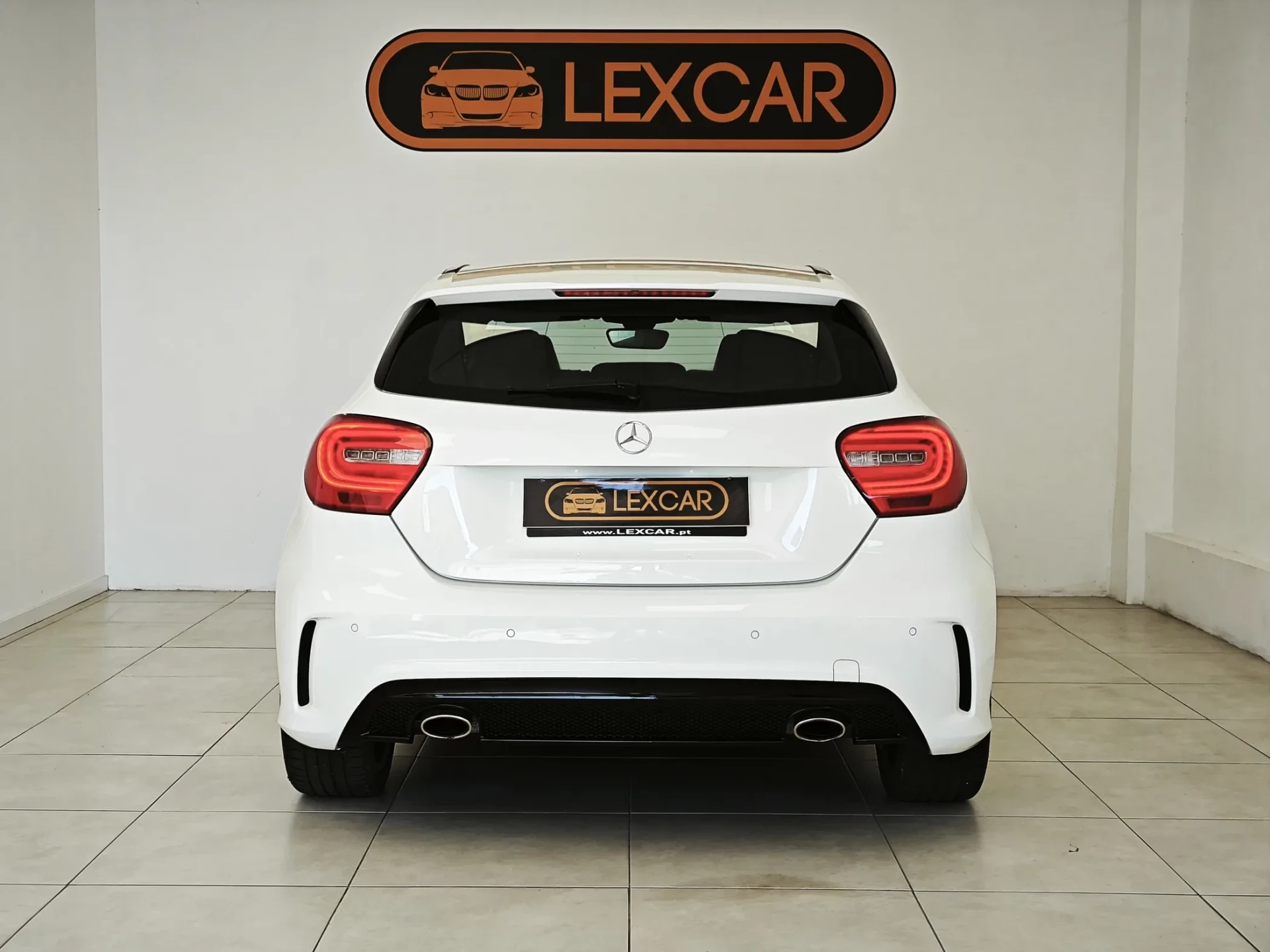 Mercedes-Benz A 180 (BlueEFFICIENCY) AMG Sport 44