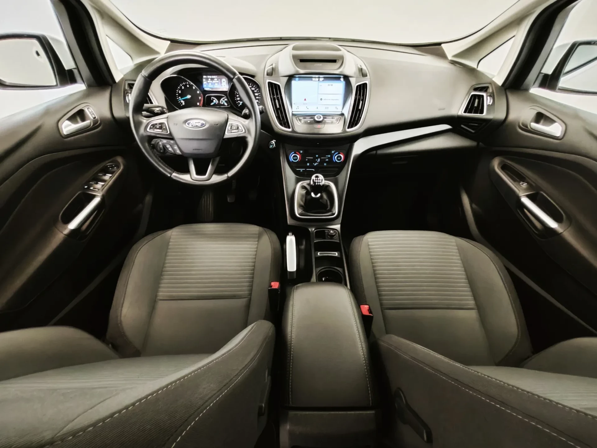 Ford C-Max 1.0 Ecoboost S&S Titanium 4