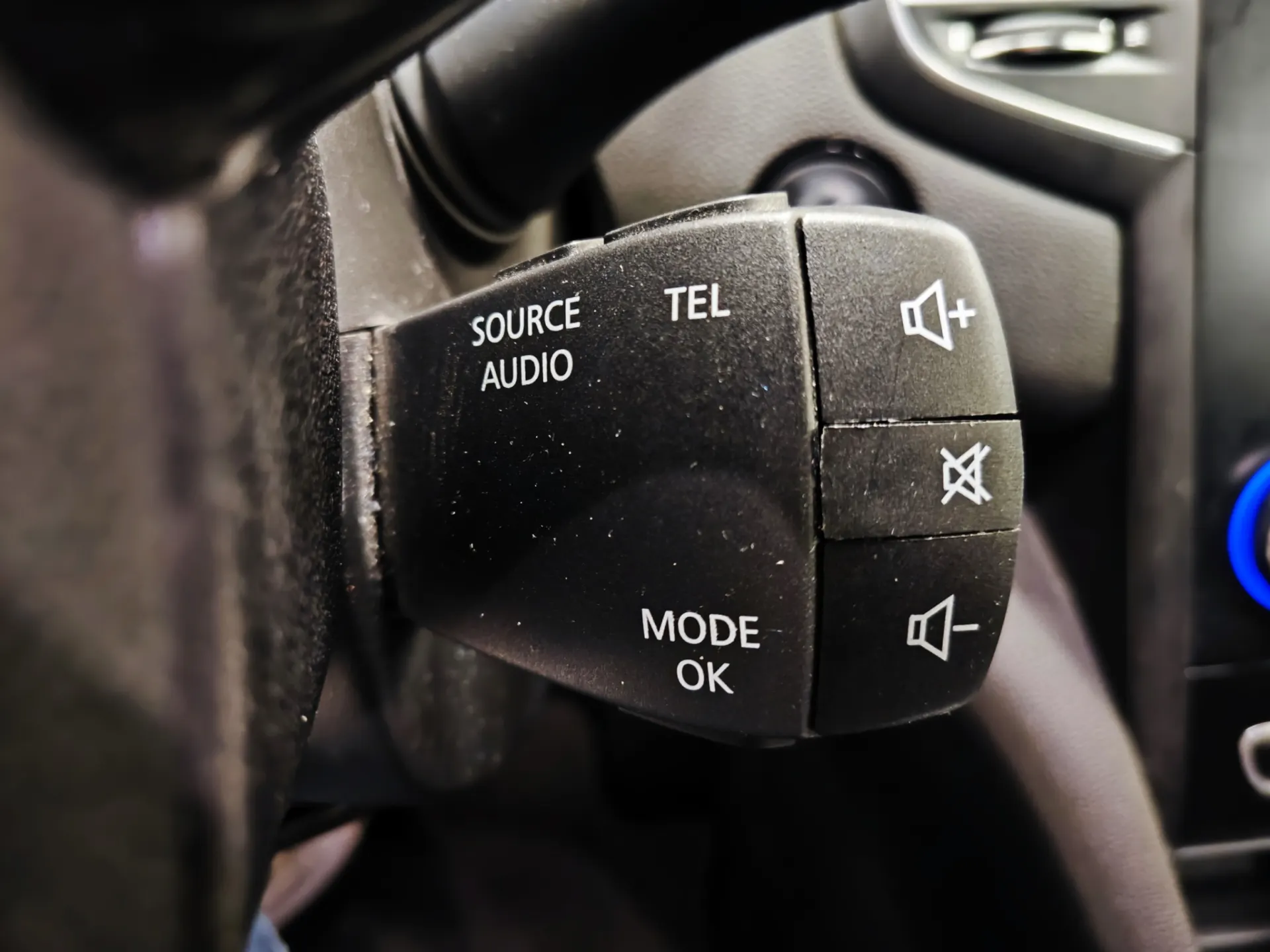 Renault Mégane 1.3 TCe Limited J17 32