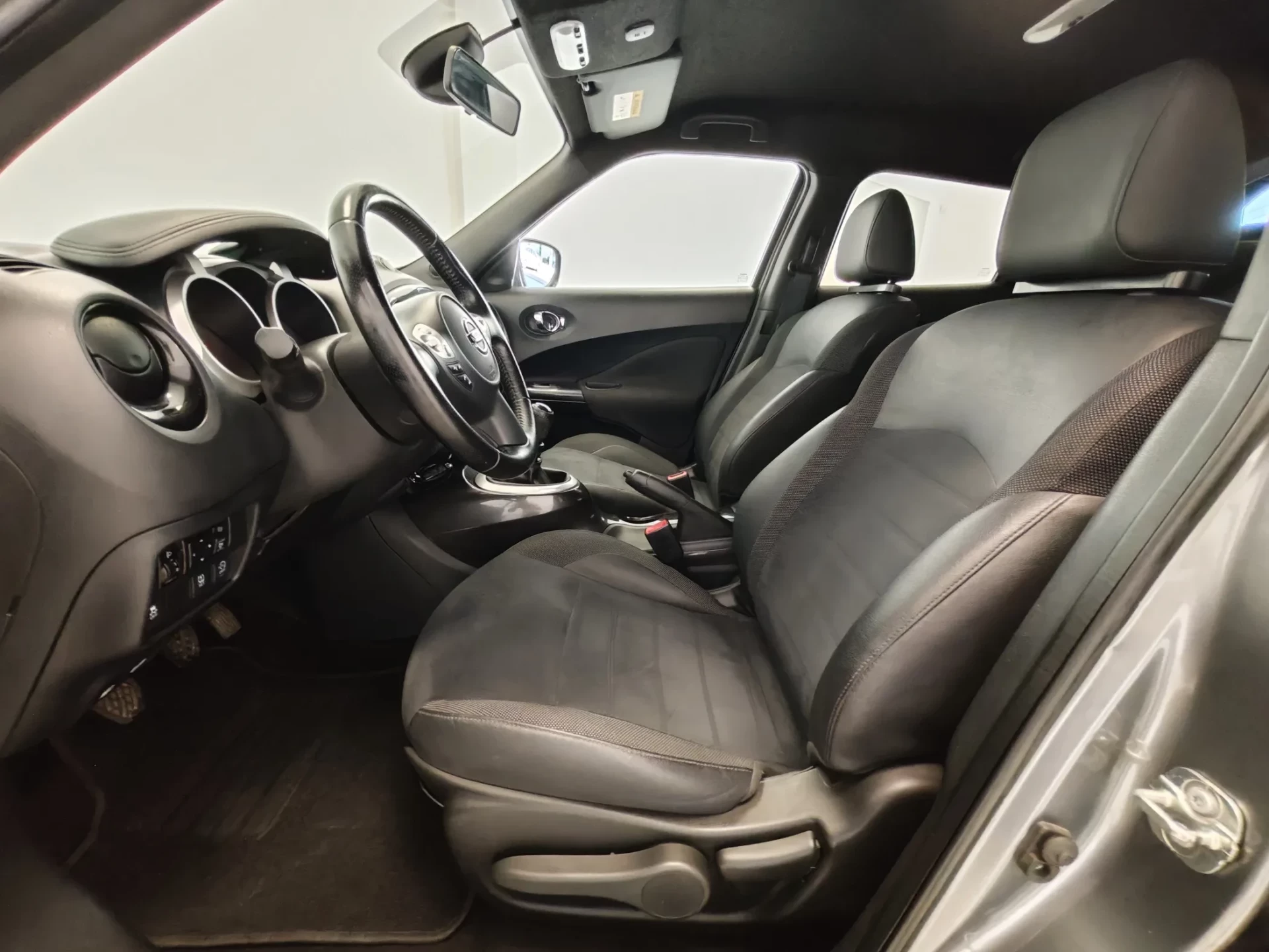 Nissan Juke 1.2 DIG-T Tekna S 26