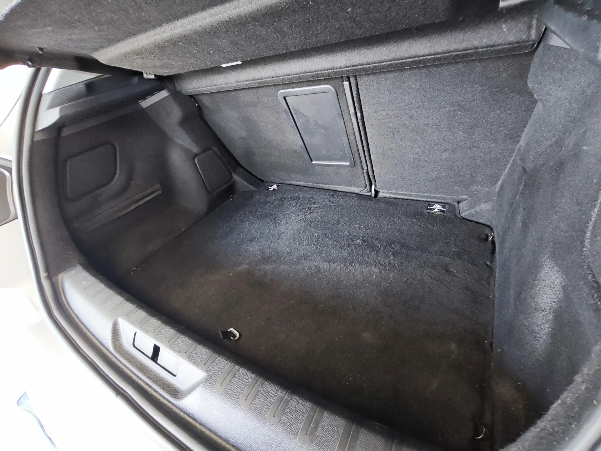 Peugeot 308 1.2 PureTech Allure Pack 11