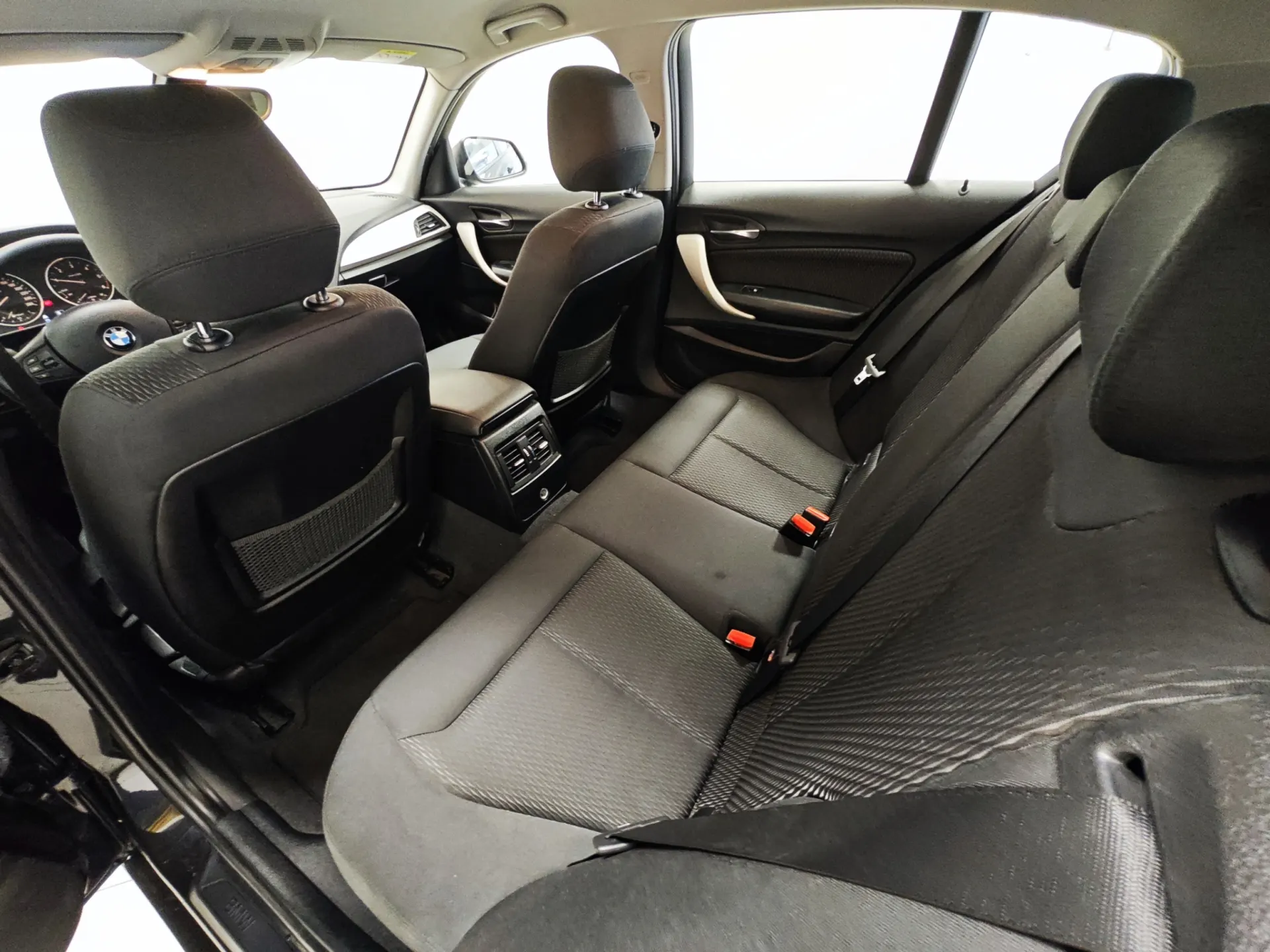 BMW 114 d Line Sport 48