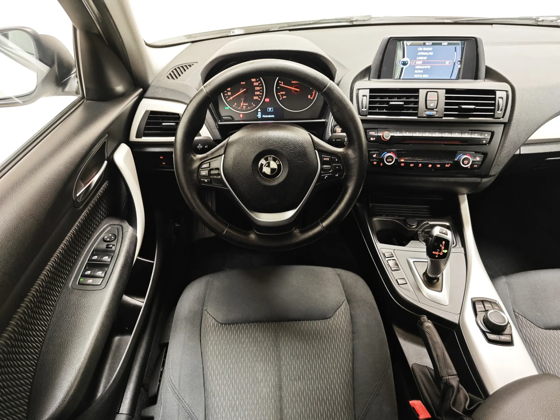 BMW 116 dA Line Sport 36