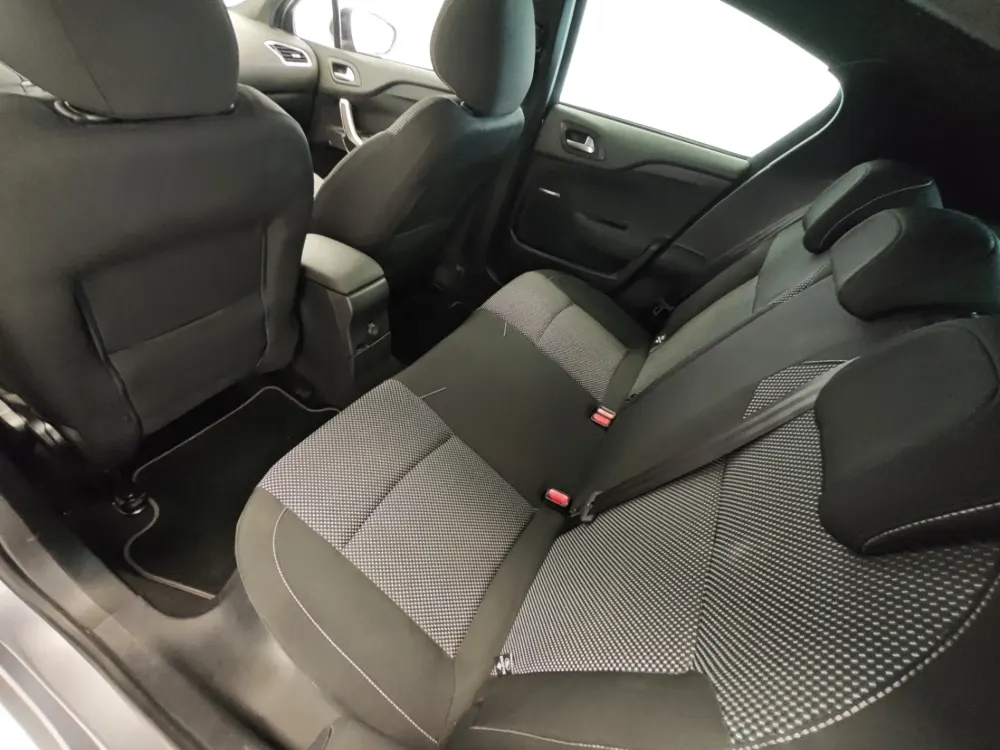 Citroën DS4 Crossback PureTech 130 S&S 31