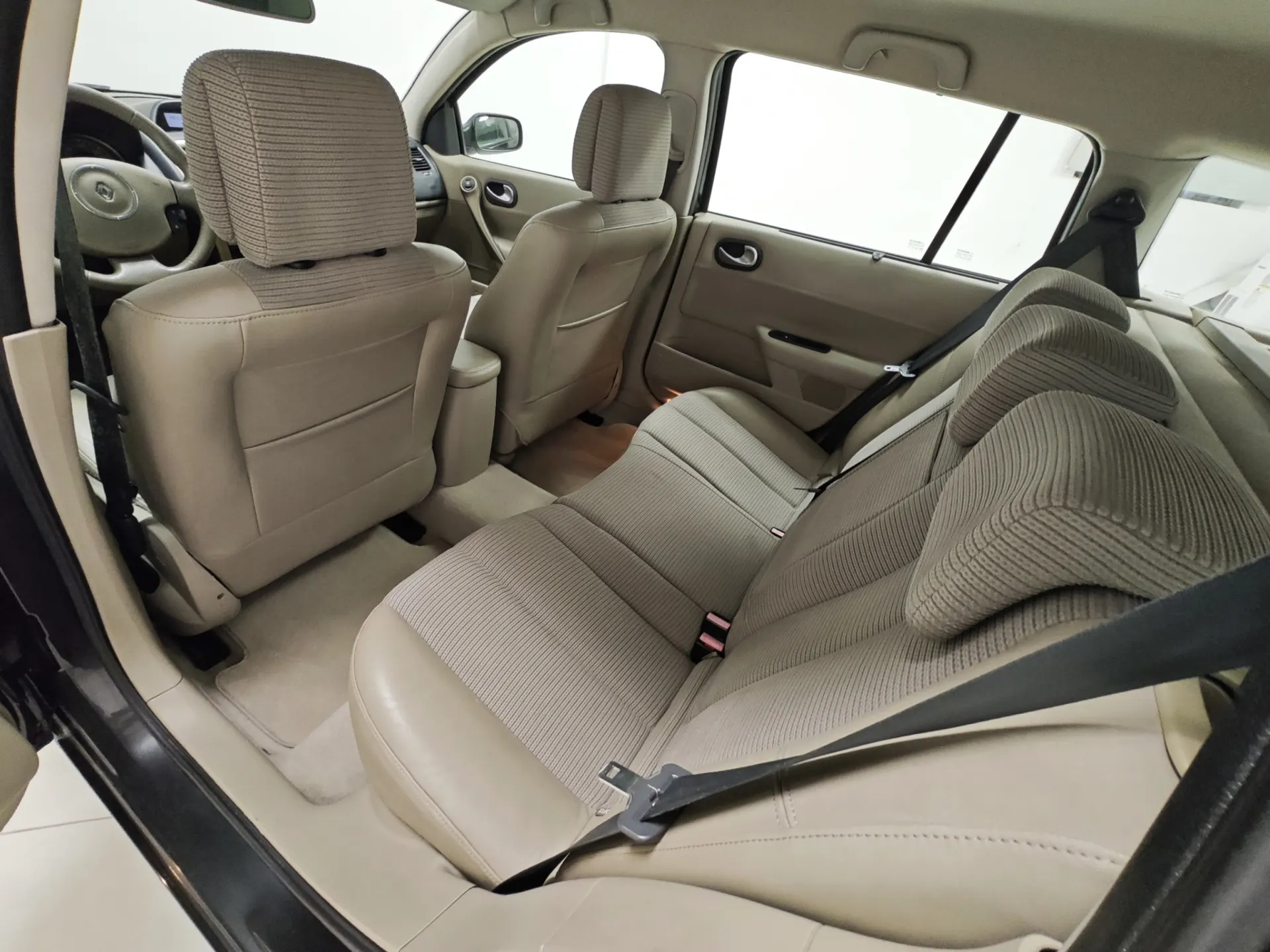 Renault Mégane Break 1.5 dCi Dynamique Luxe 38