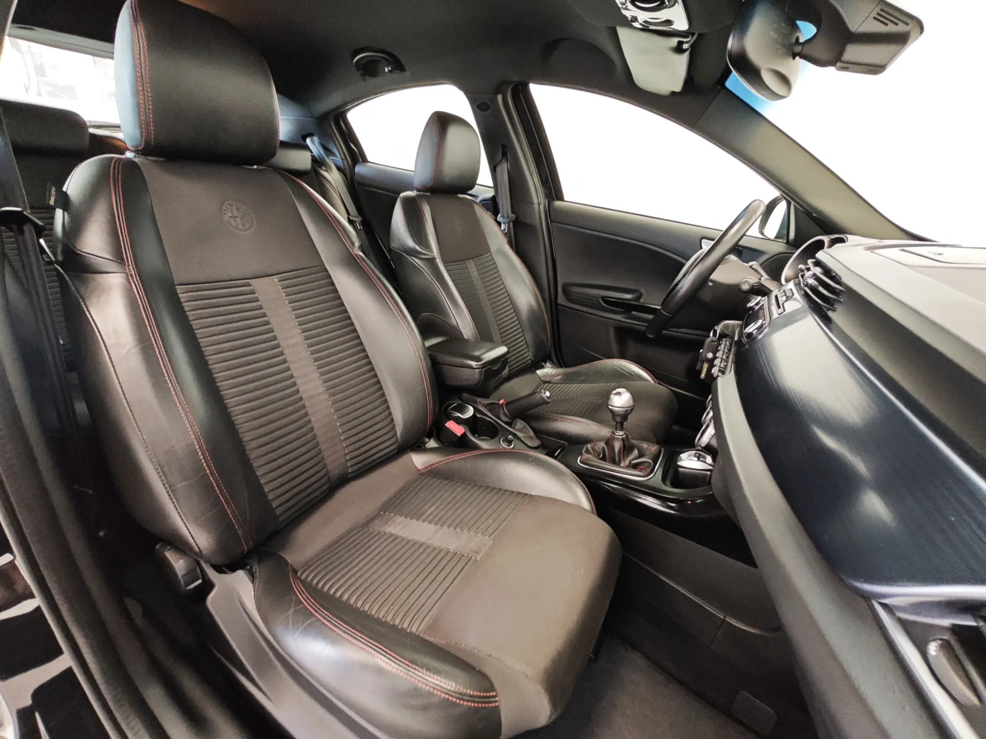 Alfa Romeo Giulietta 1.6 JTDm Progression 26