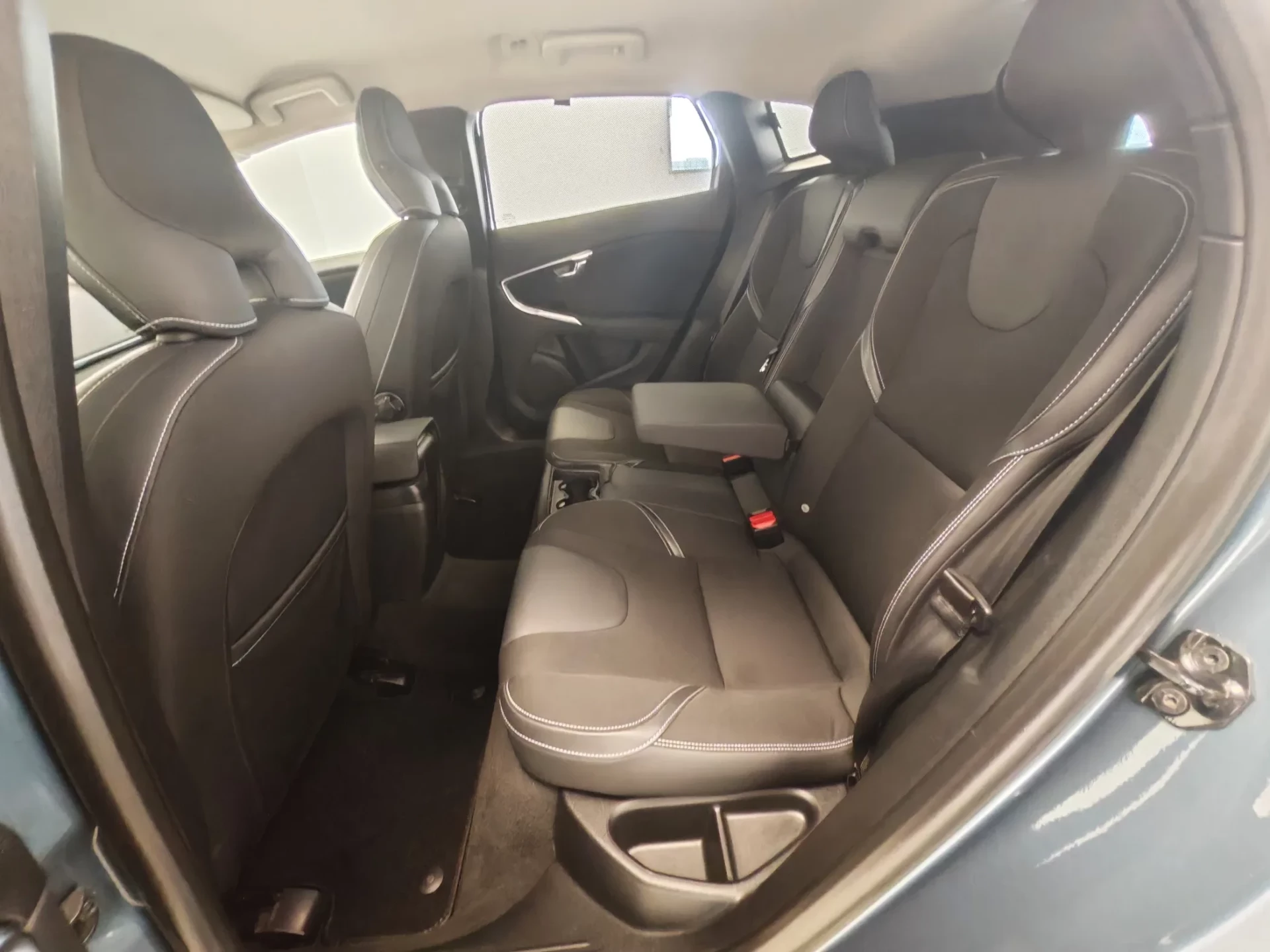 Volvo V40 1.6 D2 Momentum 8