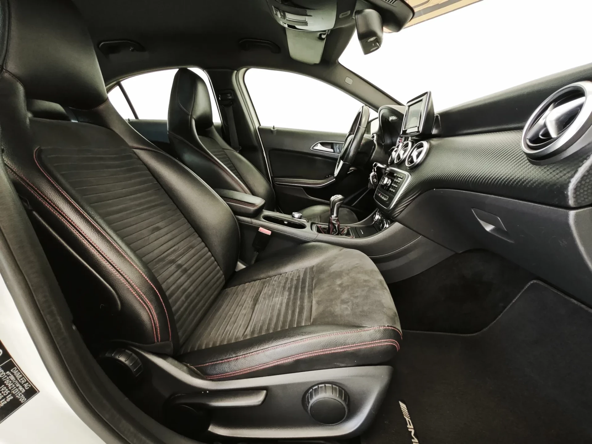 Mercedes-Benz A 180 (BlueEFFICIENCY) AMG Sport 32