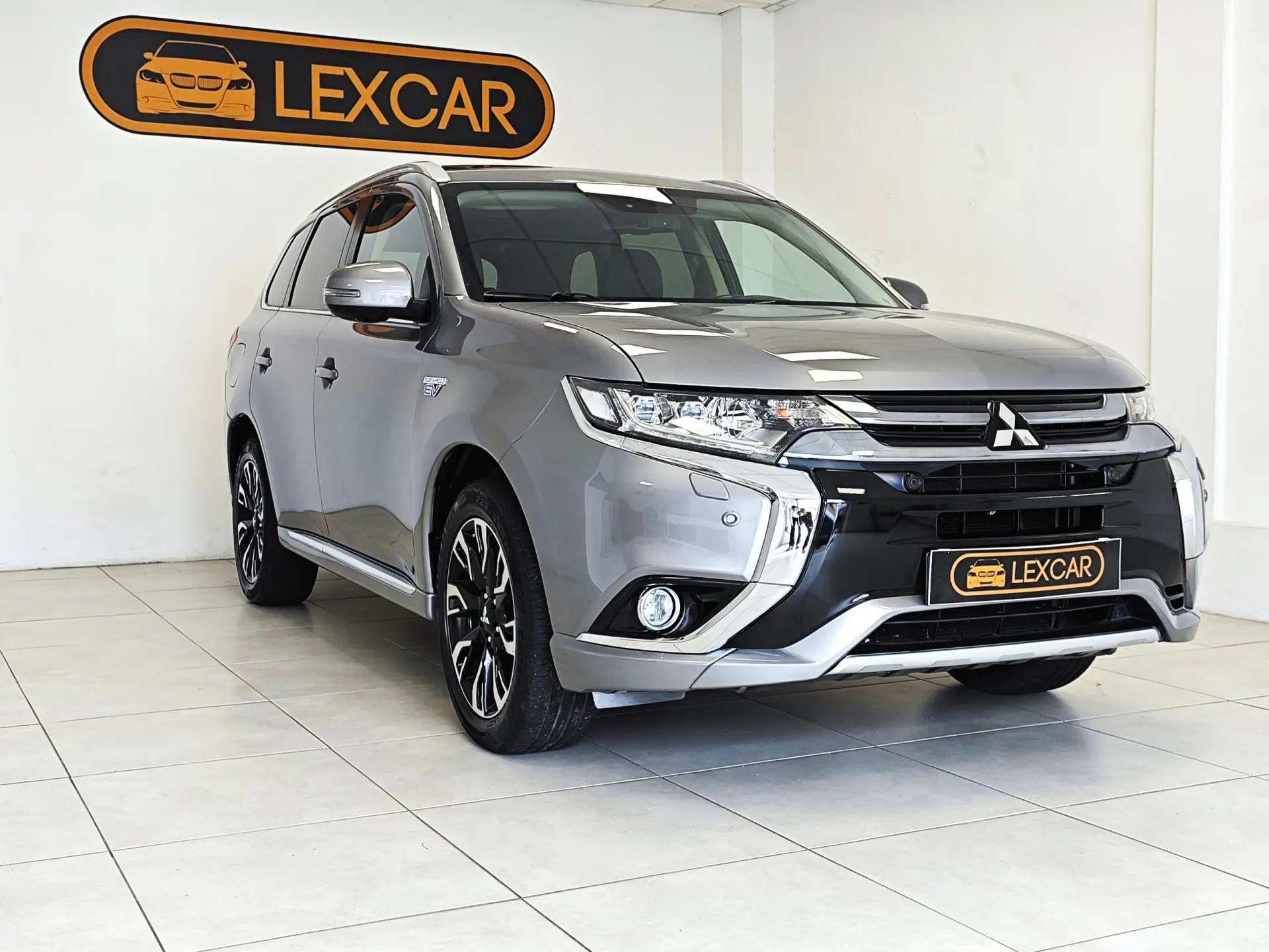 Mitsubishi Outlander 2.0 PHEV Instyle 16