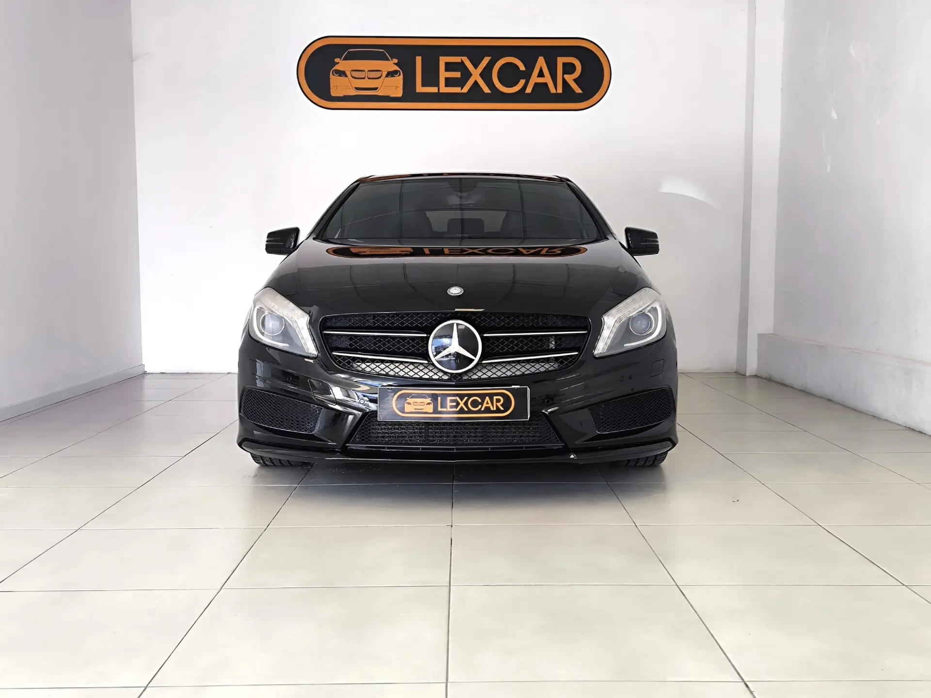Mercedes-Benz A 180 (BlueEFFICIENCY) AMG Sport 12