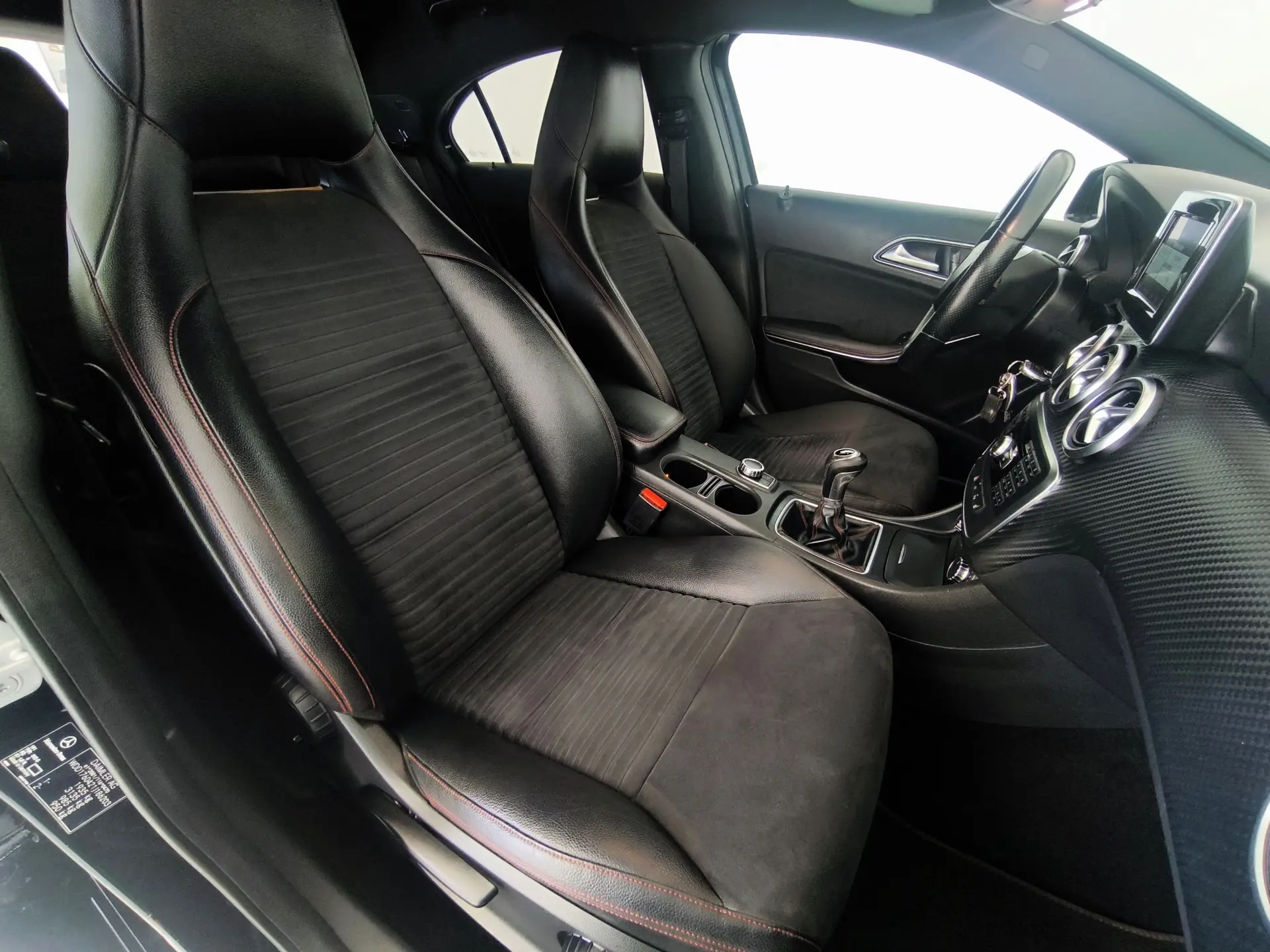 Mercedes-Benz A 180 (BlueEFFICIENCY) AMG Sport 66