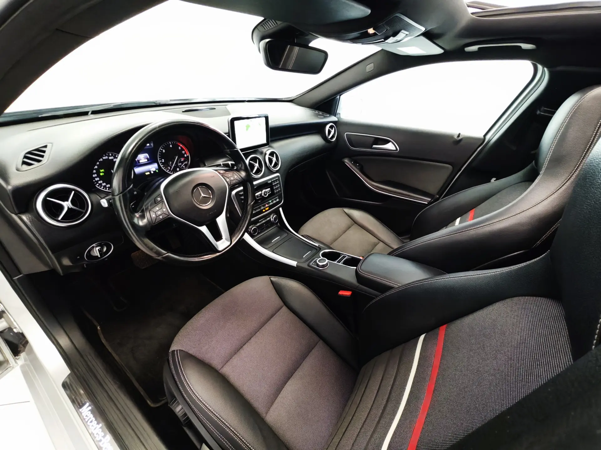 Mercedes-Benz A 180 CDi BE AMG Line Aut. 6