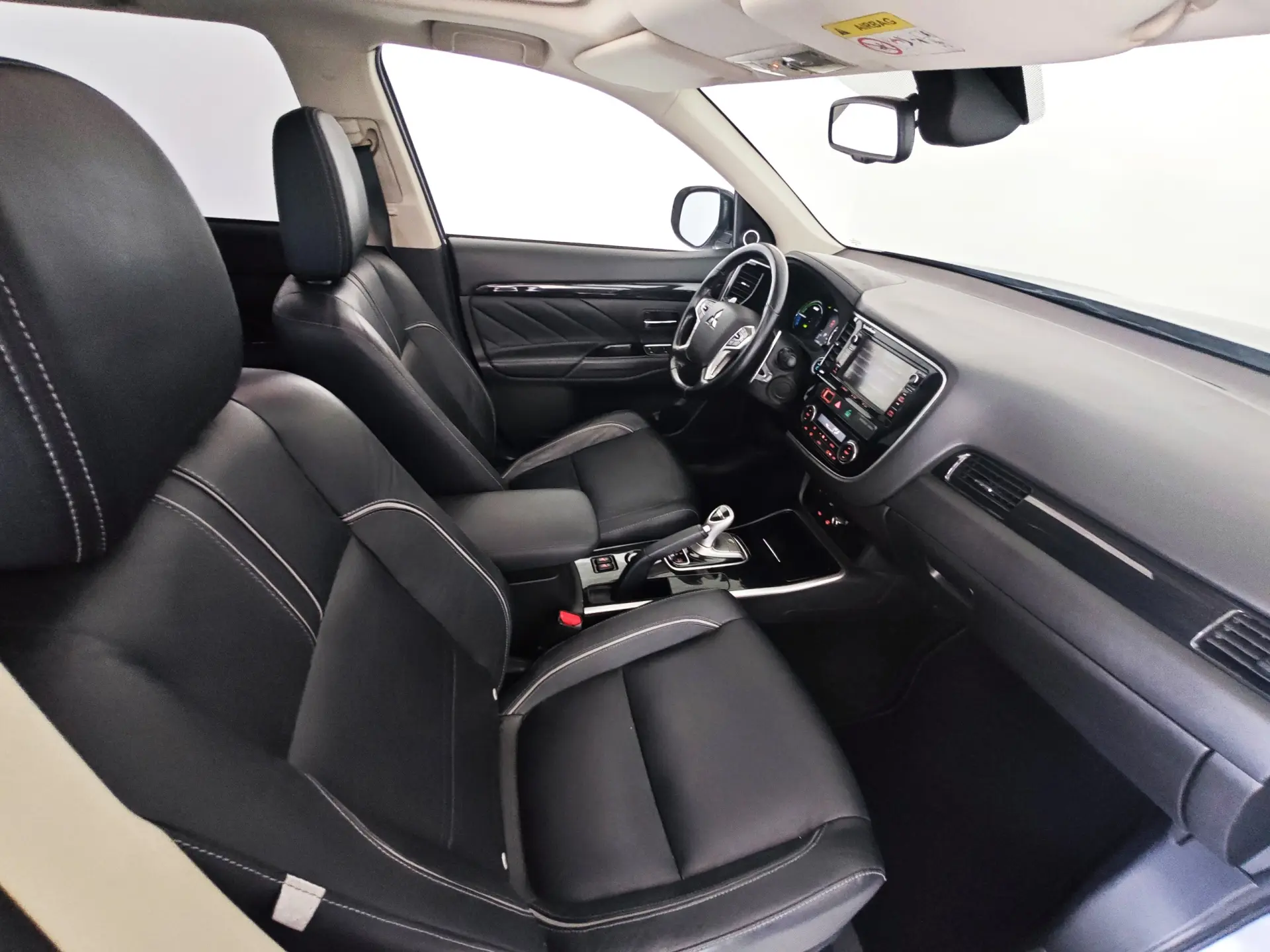 Mitsubishi Outlander 2.0 PHEV Instyle 48