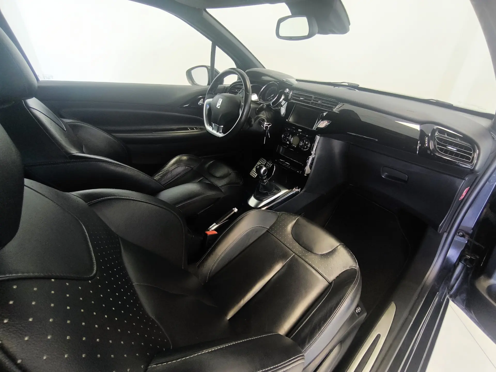 DS DS3 PureTech 130 Start & Stop SportChic 69