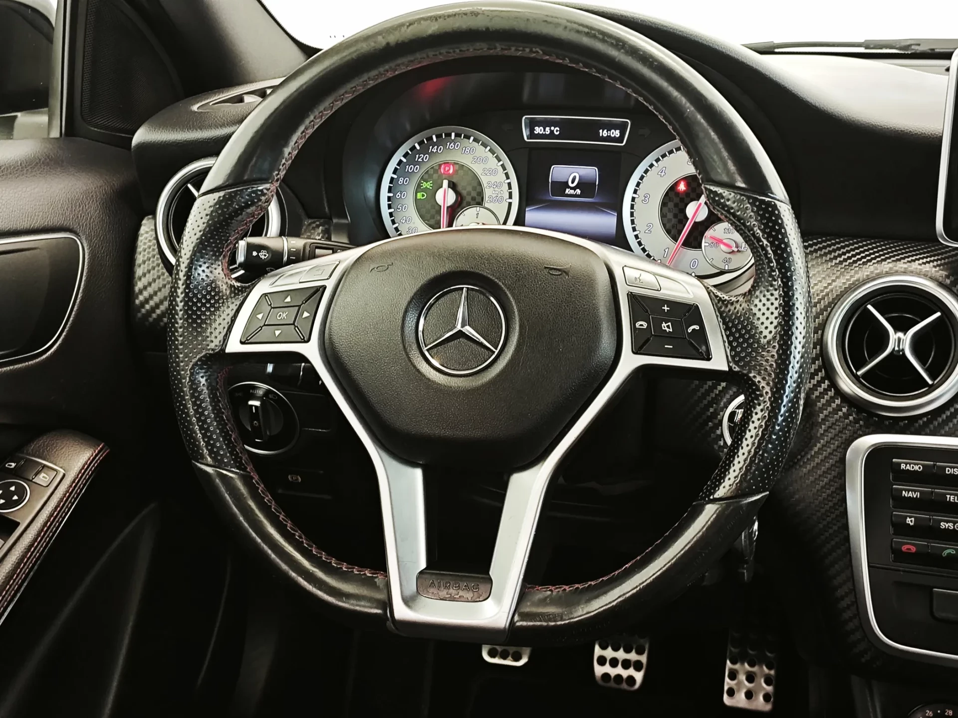 Mercedes-Benz A 180 (BlueEFFICIENCY) AMG Sport 20