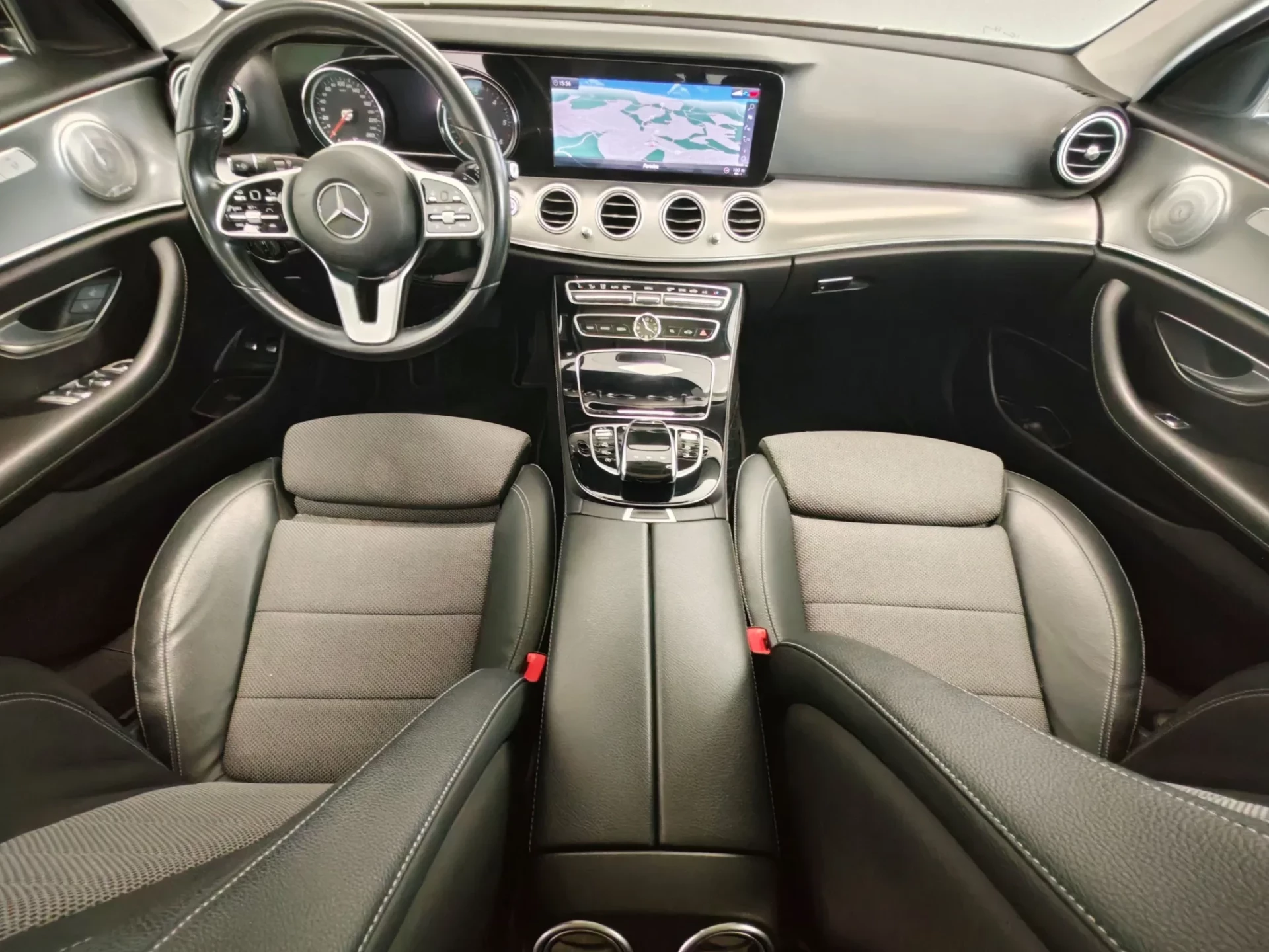 Mercedes-Benz E 220 55