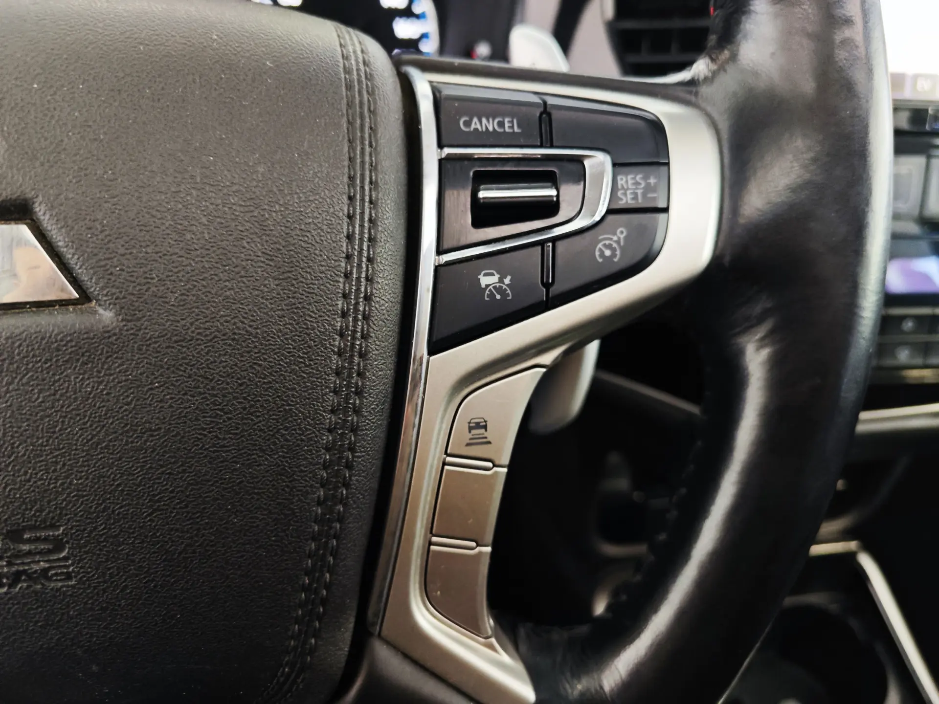 Mitsubishi Outlander 2.0 PHEV Instyle 36