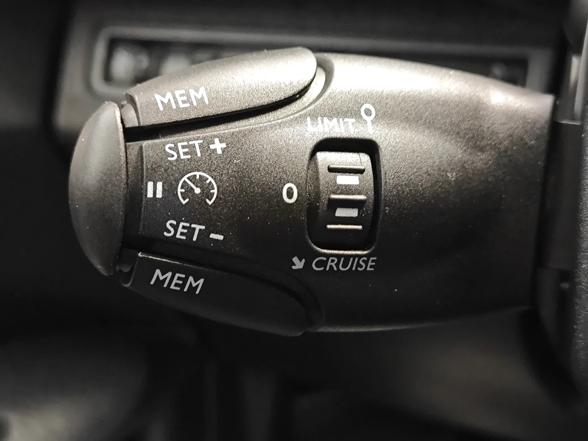 Peugeot 3008 BlueHDi 130 Stop & Start Active Pack 38