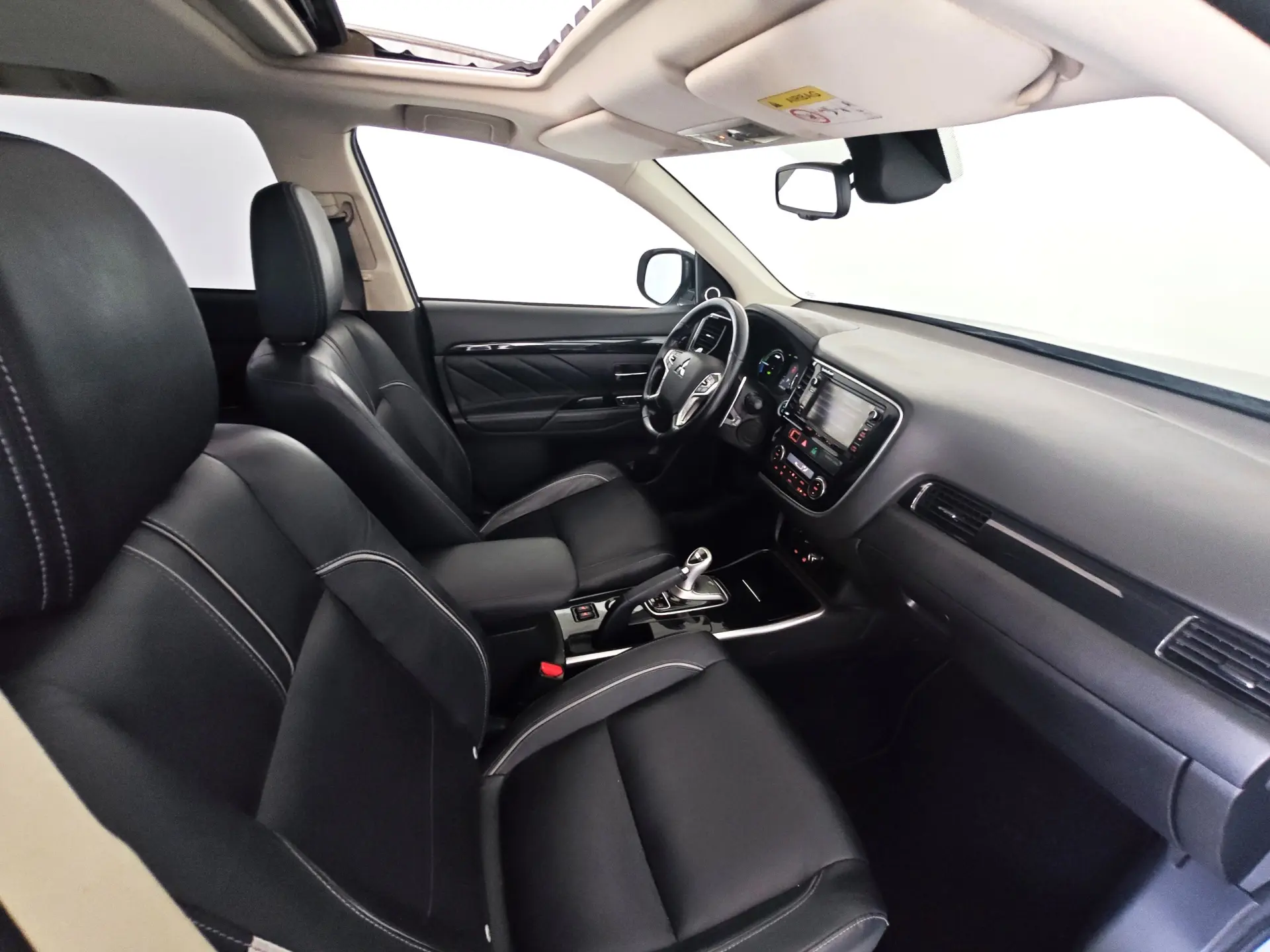 Mitsubishi Outlander 2.0 PHEV Instyle 49