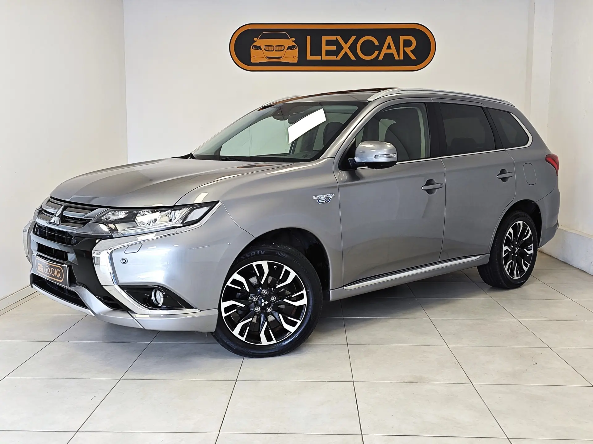 Mitsubishi Outlander 2.0 PHEV Instyle 11