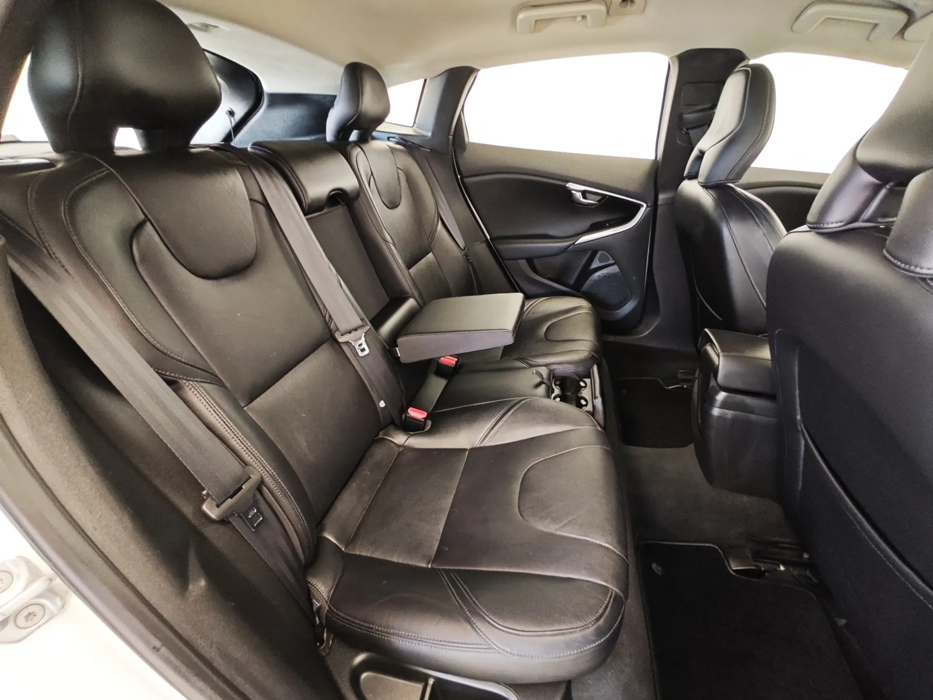 Volvo V40 1.6 D2 Summum Eco 41