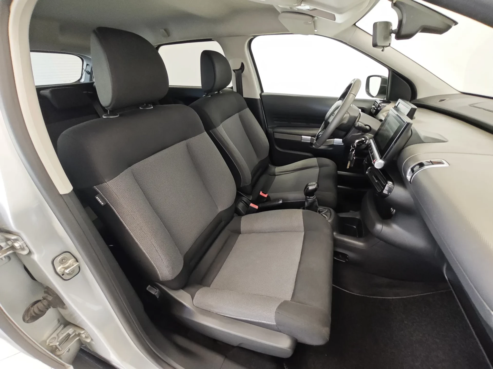 Citroën C4 Cactus 1.2 PureTech Shine 25