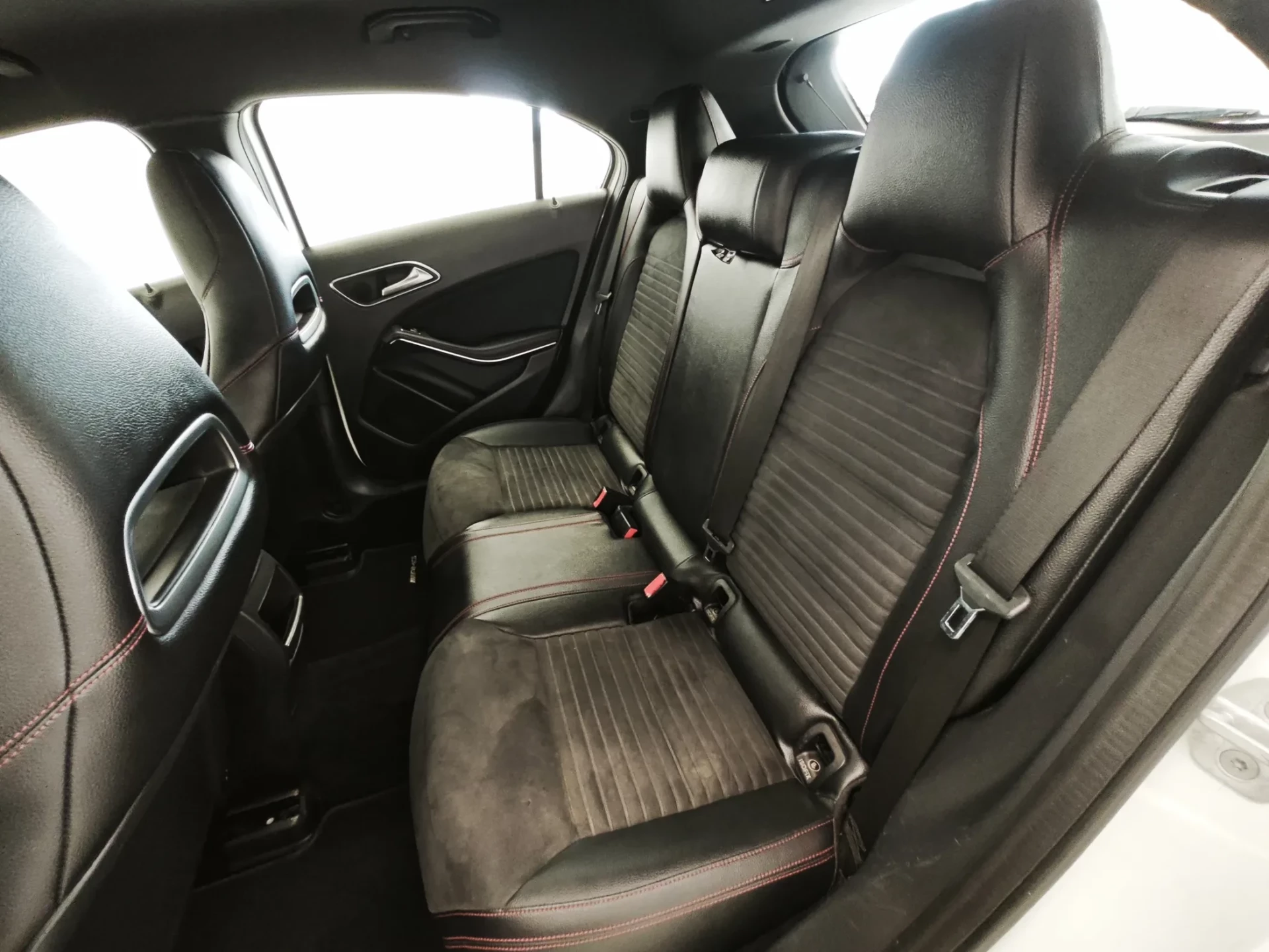 Mercedes-Benz A 180 (BlueEFFICIENCY) AMG Sport 35