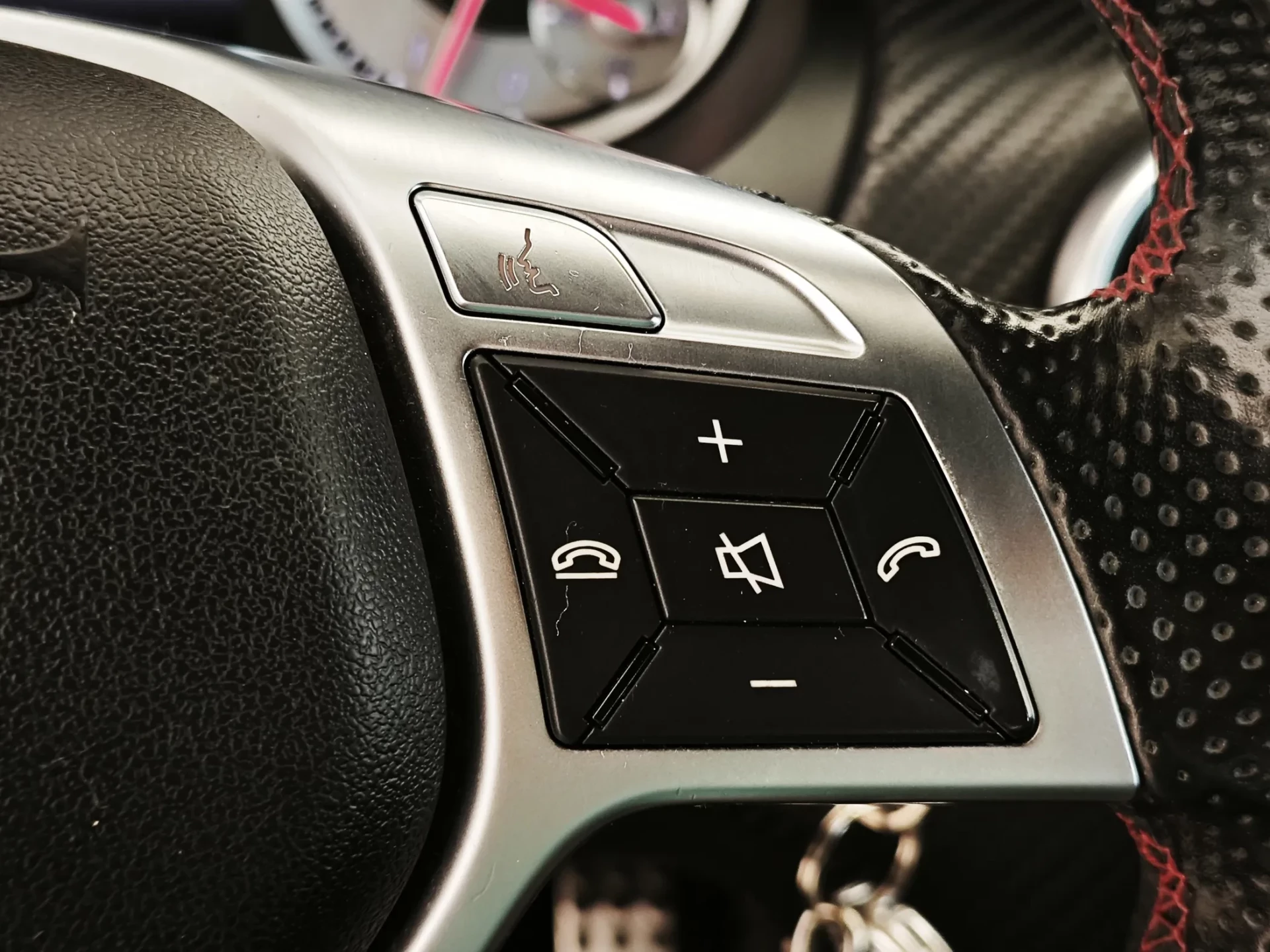 Mercedes-Benz A 180 (BlueEFFICIENCY) AMG Sport 25