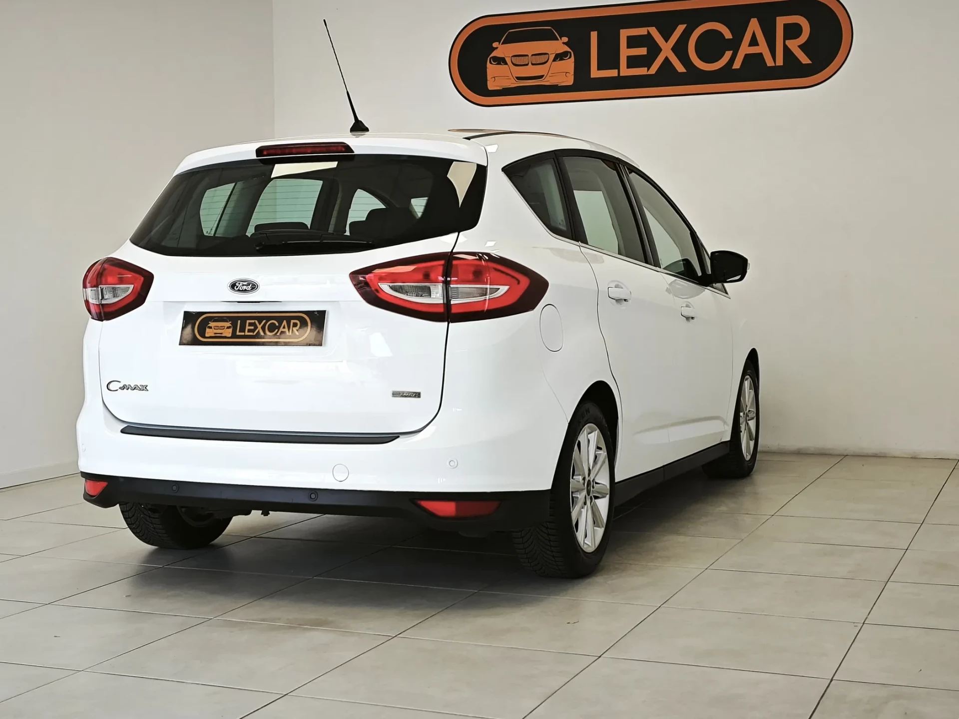 Ford C-Max 1.0 Ecoboost S&S Titanium 25