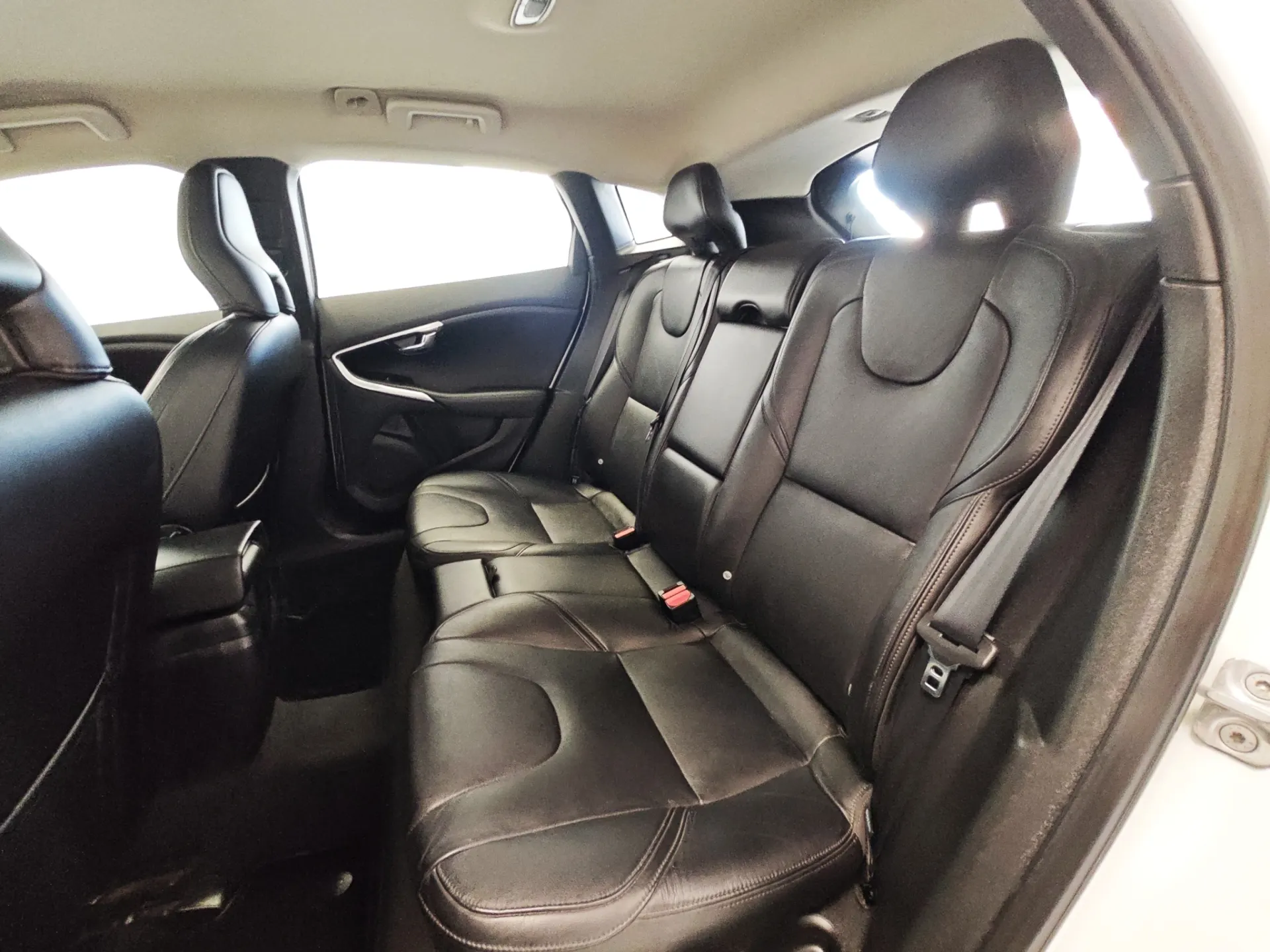 Volvo V40 1.6 D2 Summum Eco 8