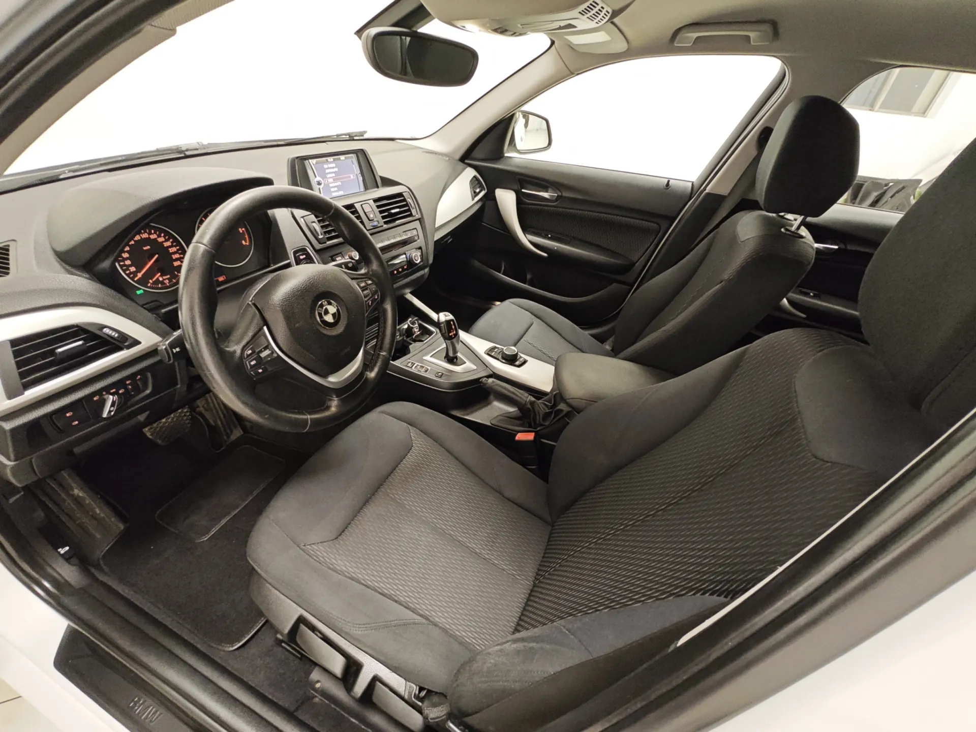 BMW 116 dA Line Sport 5