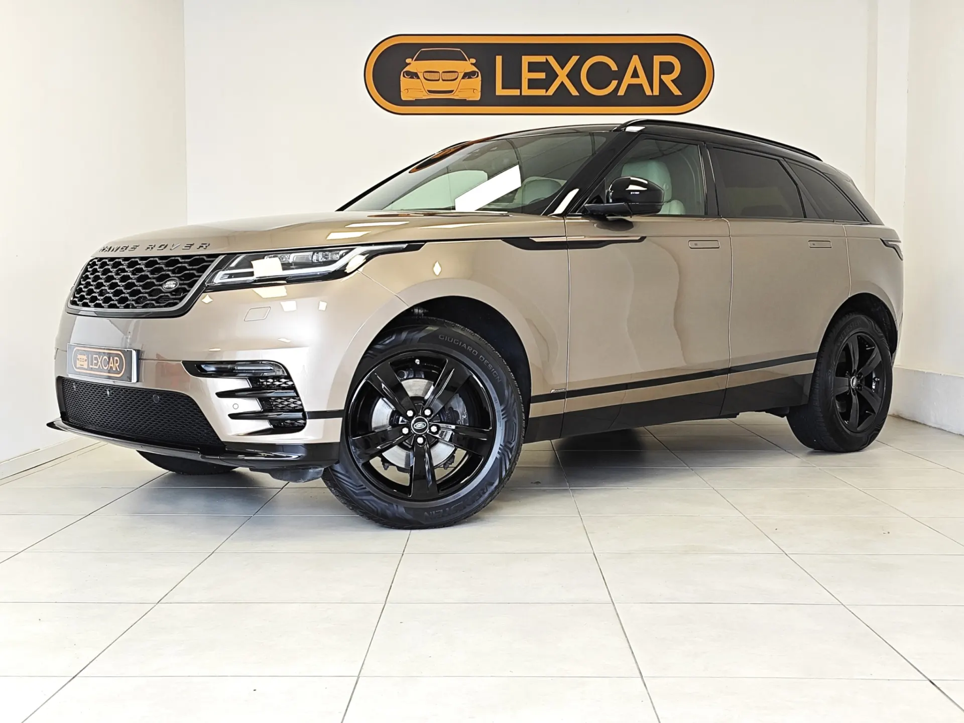 Land Rover Range Rover Velar 2.0 D R-Dynamic 30