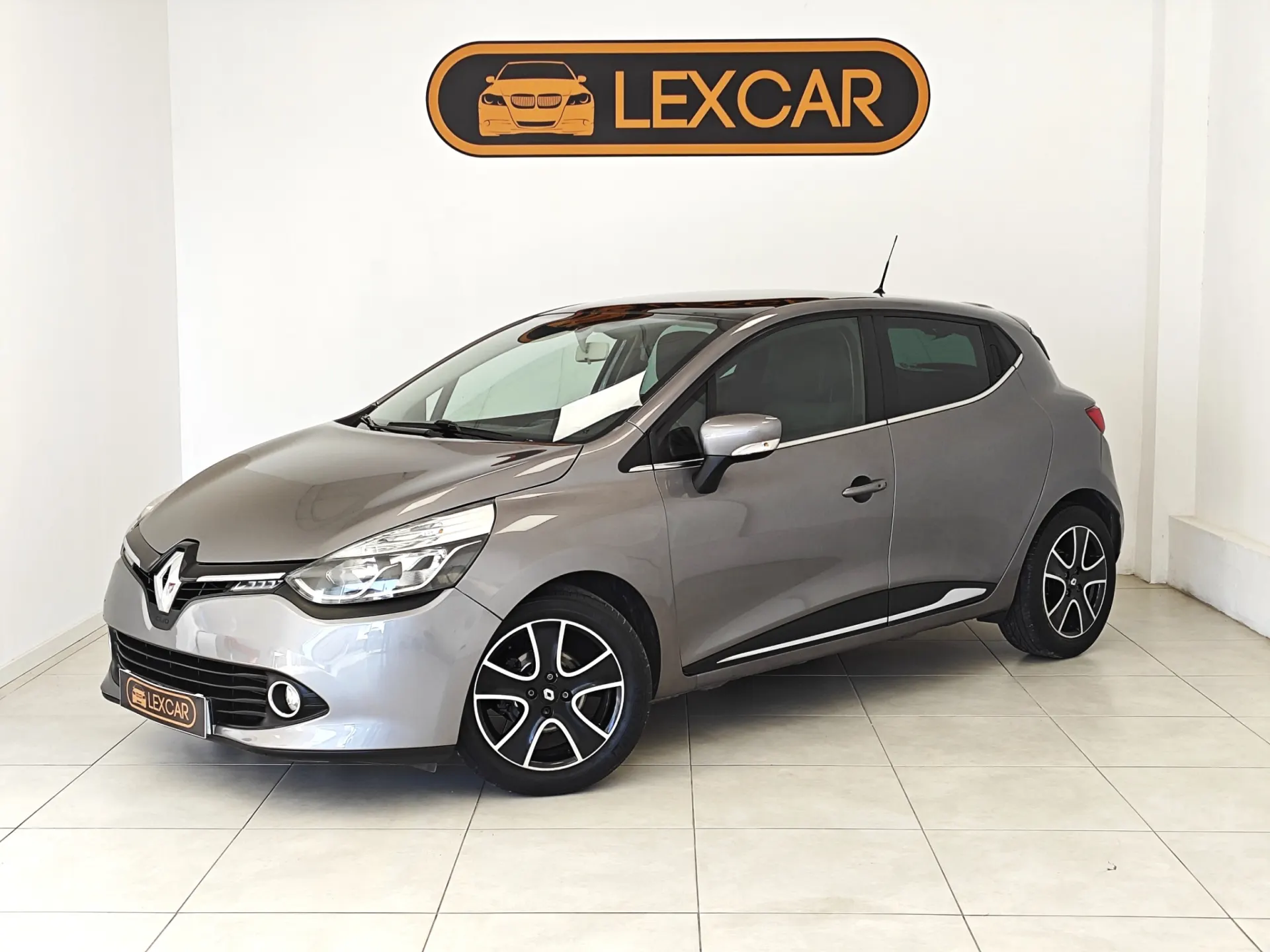 Renault Clio 1.5 dCi Limited 13
