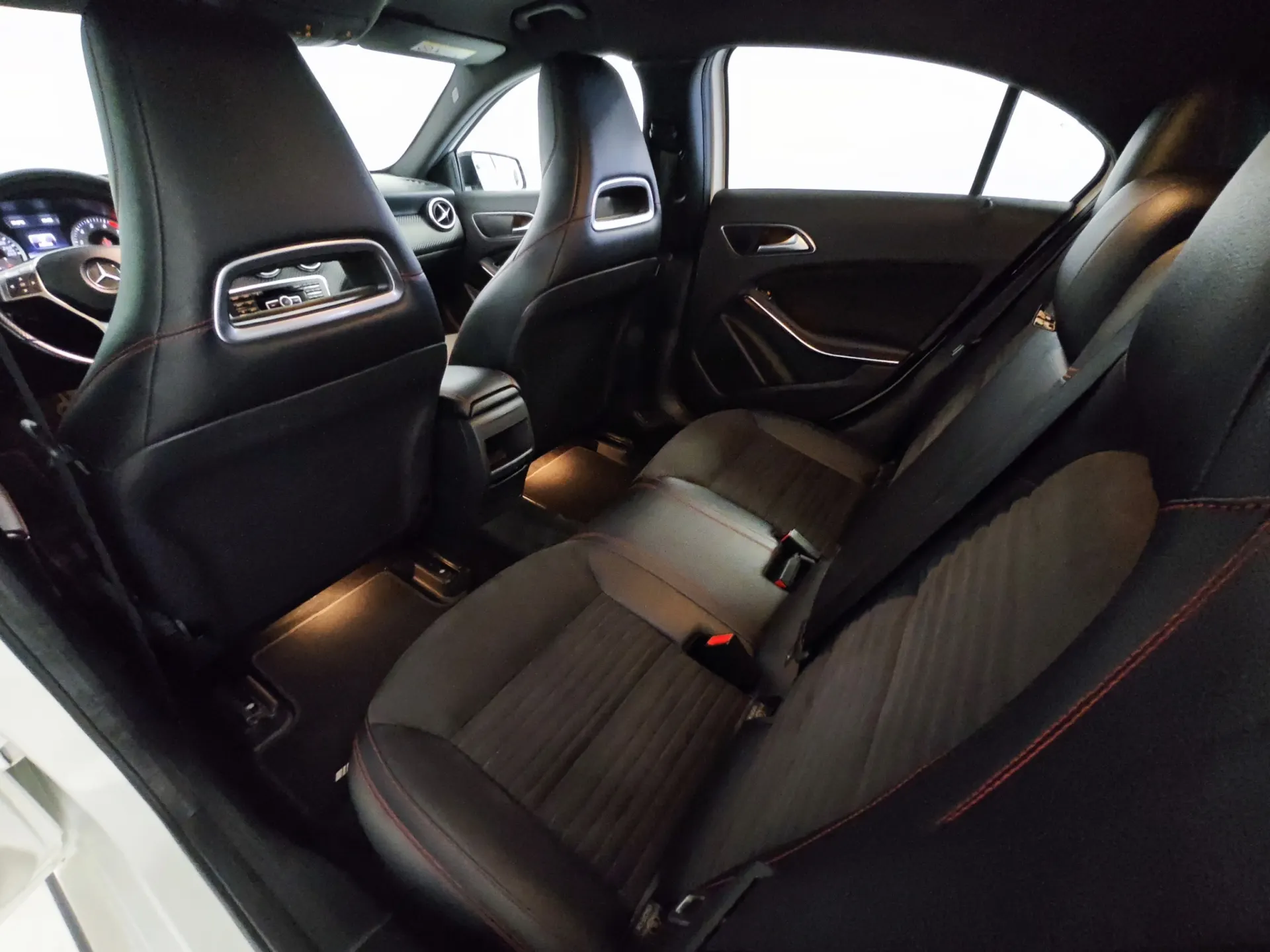 Mercedes-Benz A 180 Autotronic 45