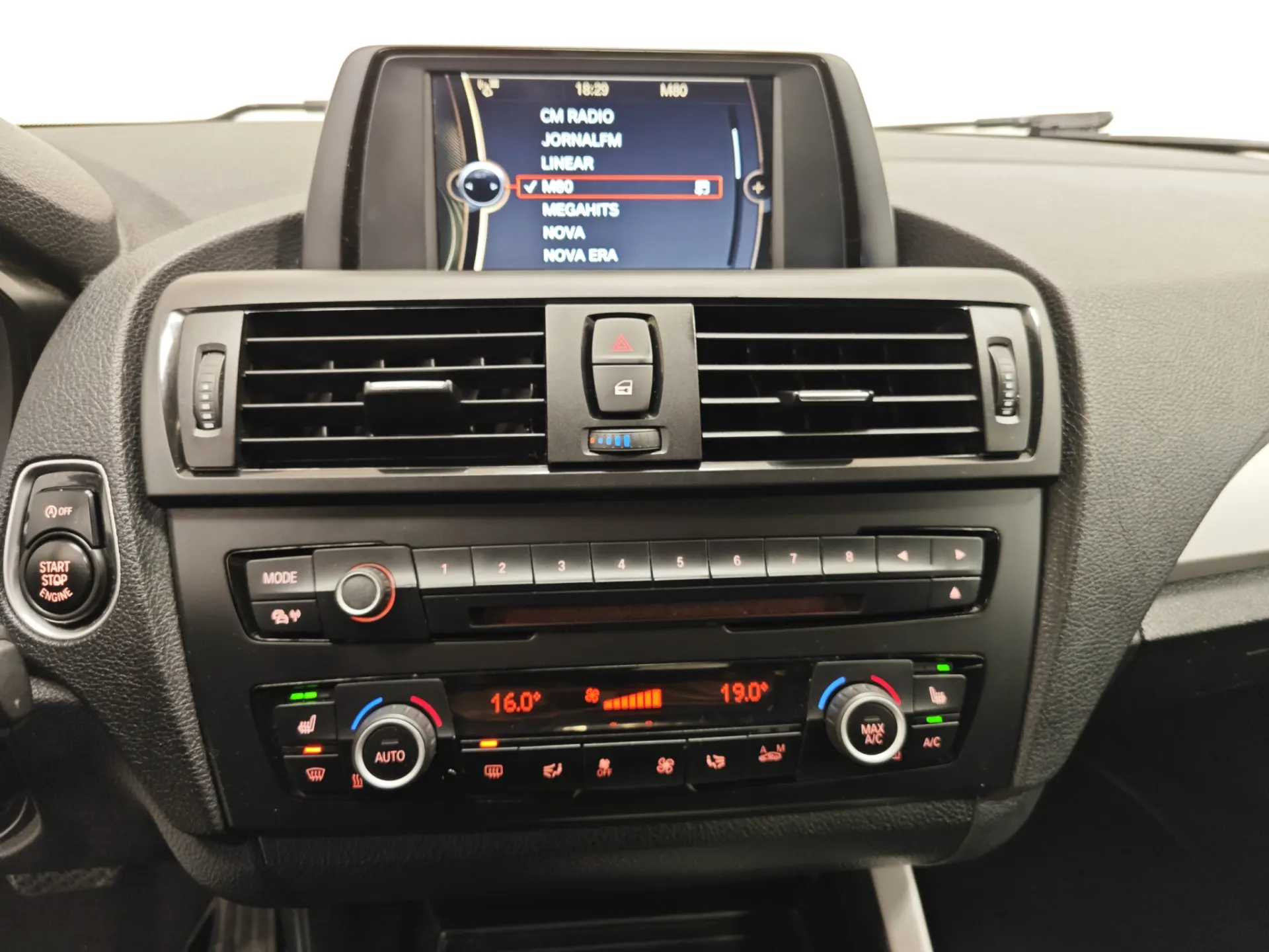 BMW 116 dA Line Sport 29