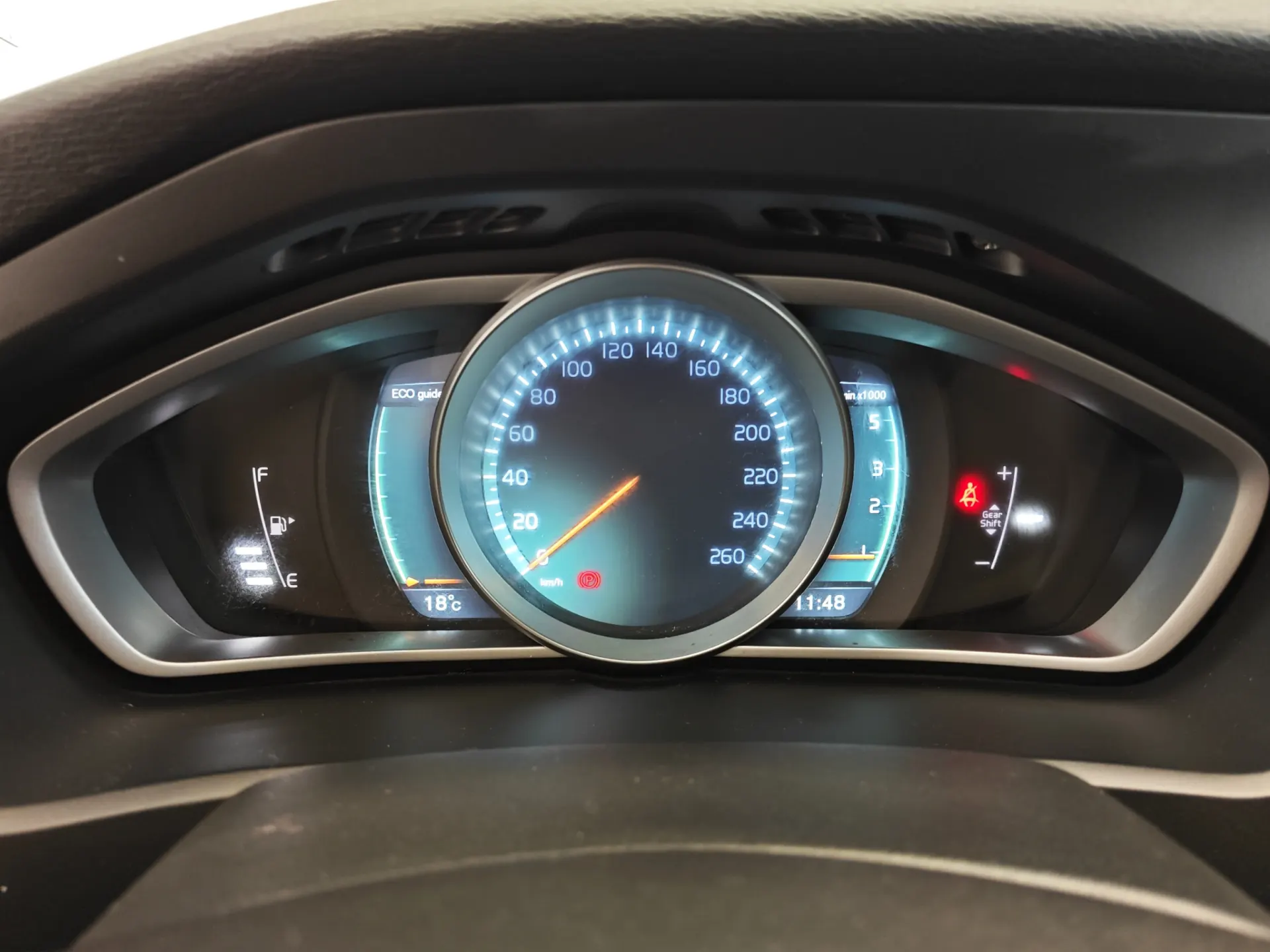 Volvo V40 1.6 D2 Summum Eco 28