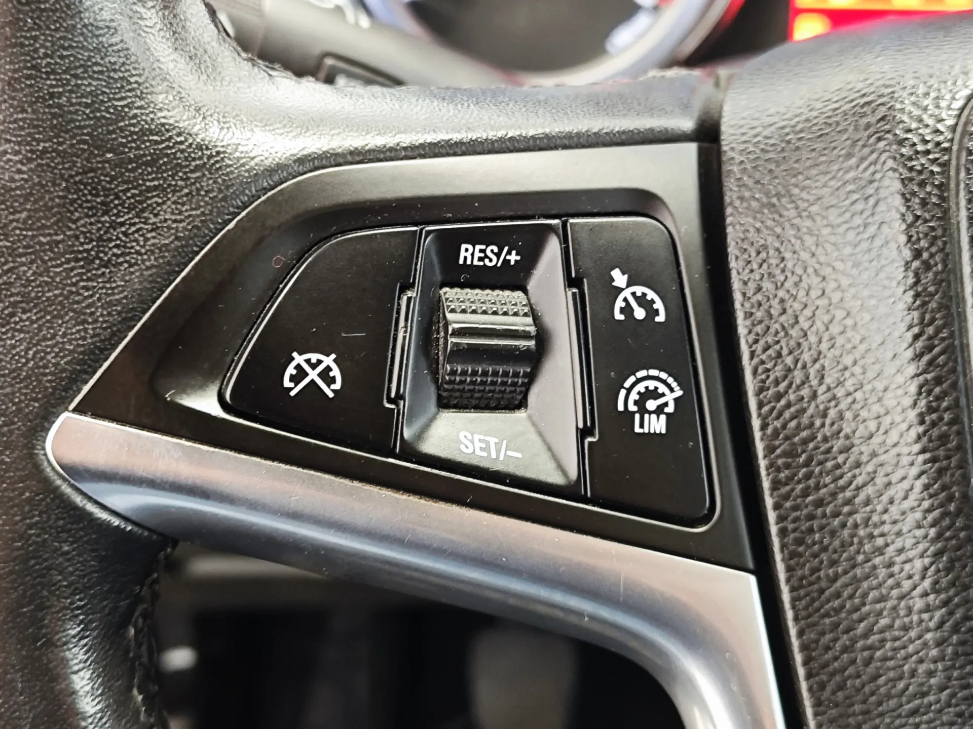 Opel Astra 1.3 CDTi Executive 32