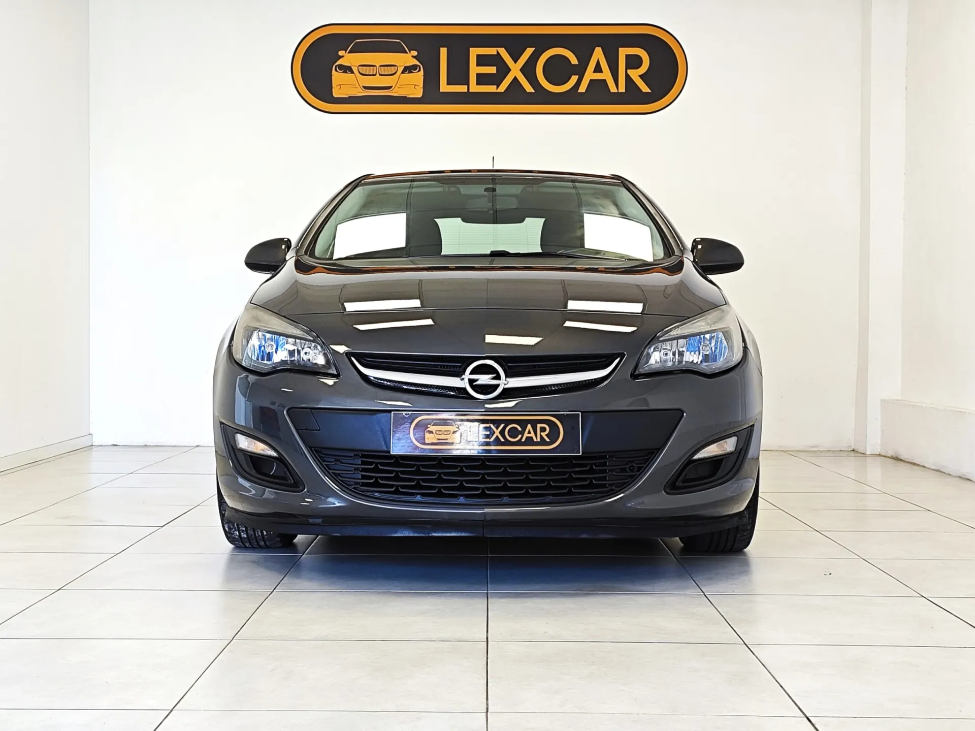 Opel Astra 1.3 CDTi Executive 3