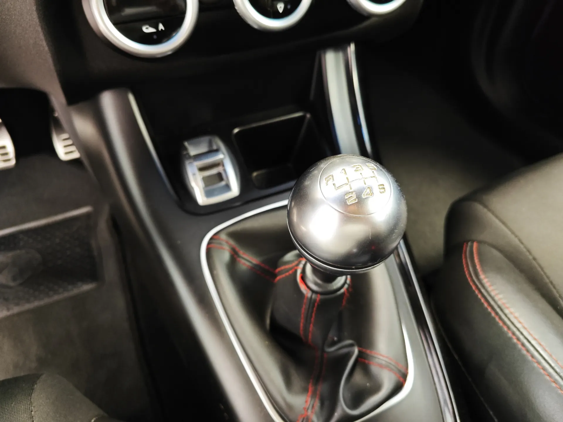 Alfa Romeo Giulietta 1.6 JTDm Progression 32