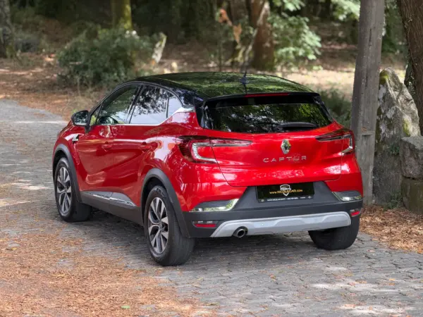 Renault Captur 1.0 TCe Exclusive 5