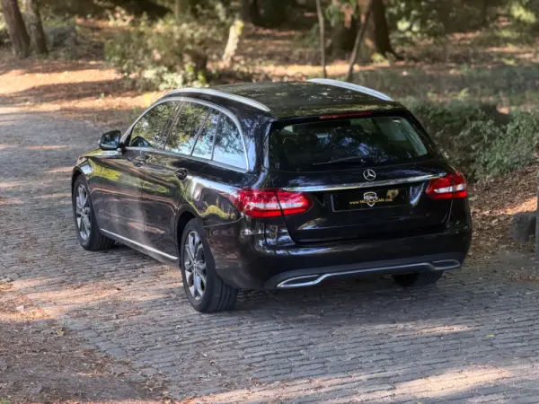 Mercedes-Benz C 200 d Avantgarde 29