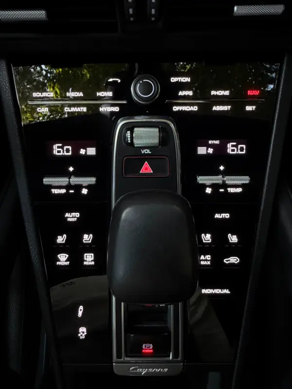 Porsche Cayenne E-Hybrid 35