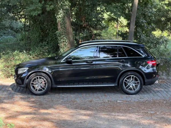 Mercedes-Benz GLC 220 d 4Matic 9G-TRONIC AMG Line 9