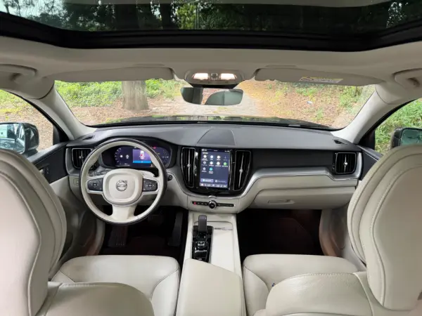 Volvo XC 60 2.0 T6 PHEV Inscription Expression AWD 11