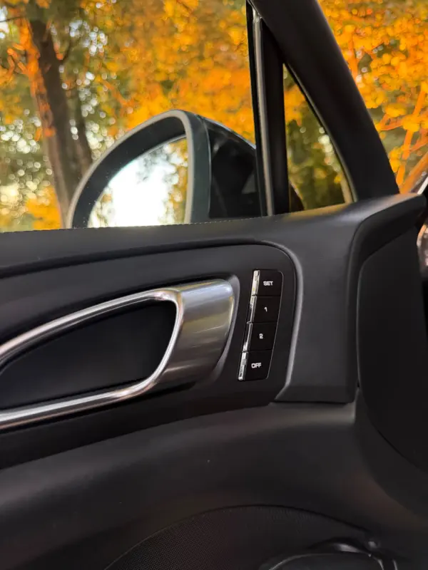 Porsche Cayenne Platinum Edition 39